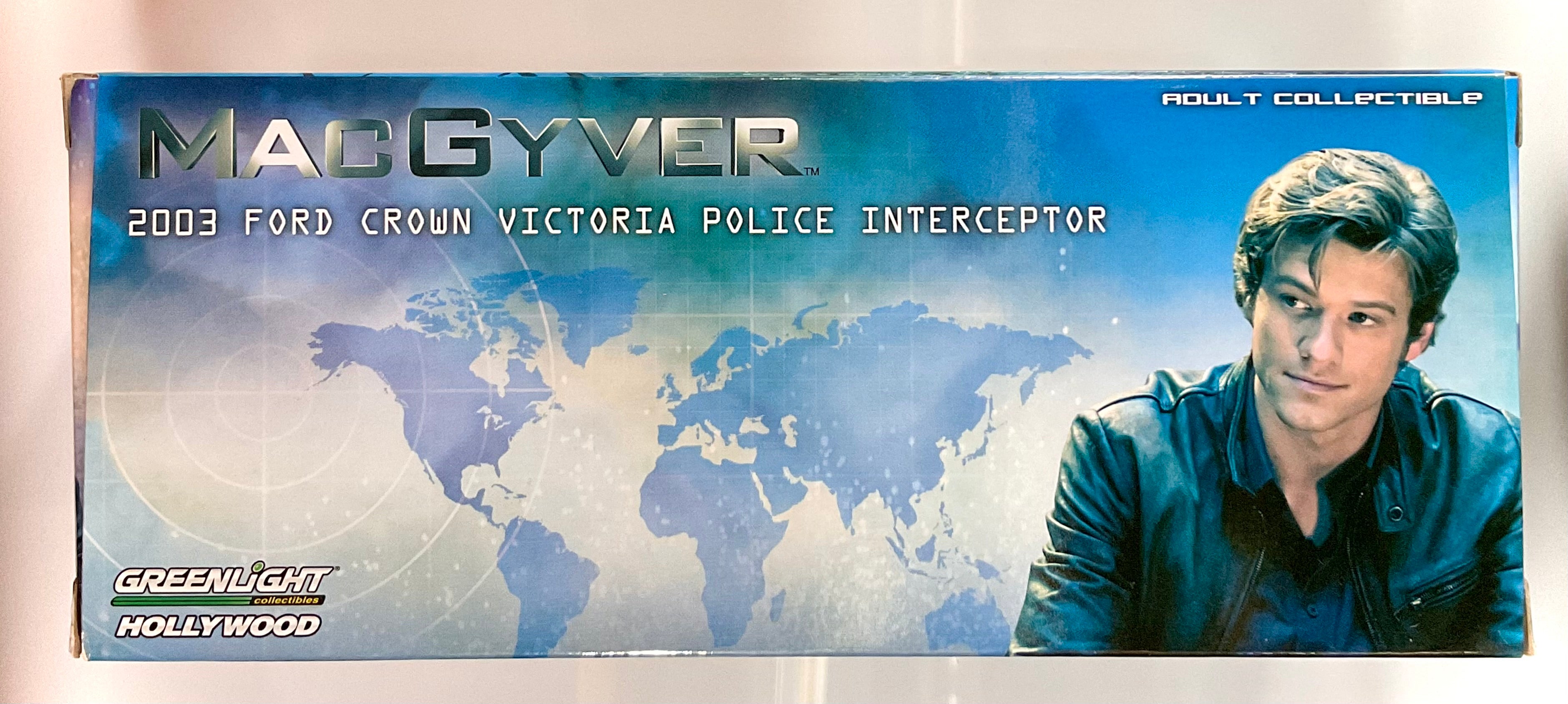 FORD CROWN VICTORIA INTERCEPTOR del 2003 , GREENLIGHT scala 1/43