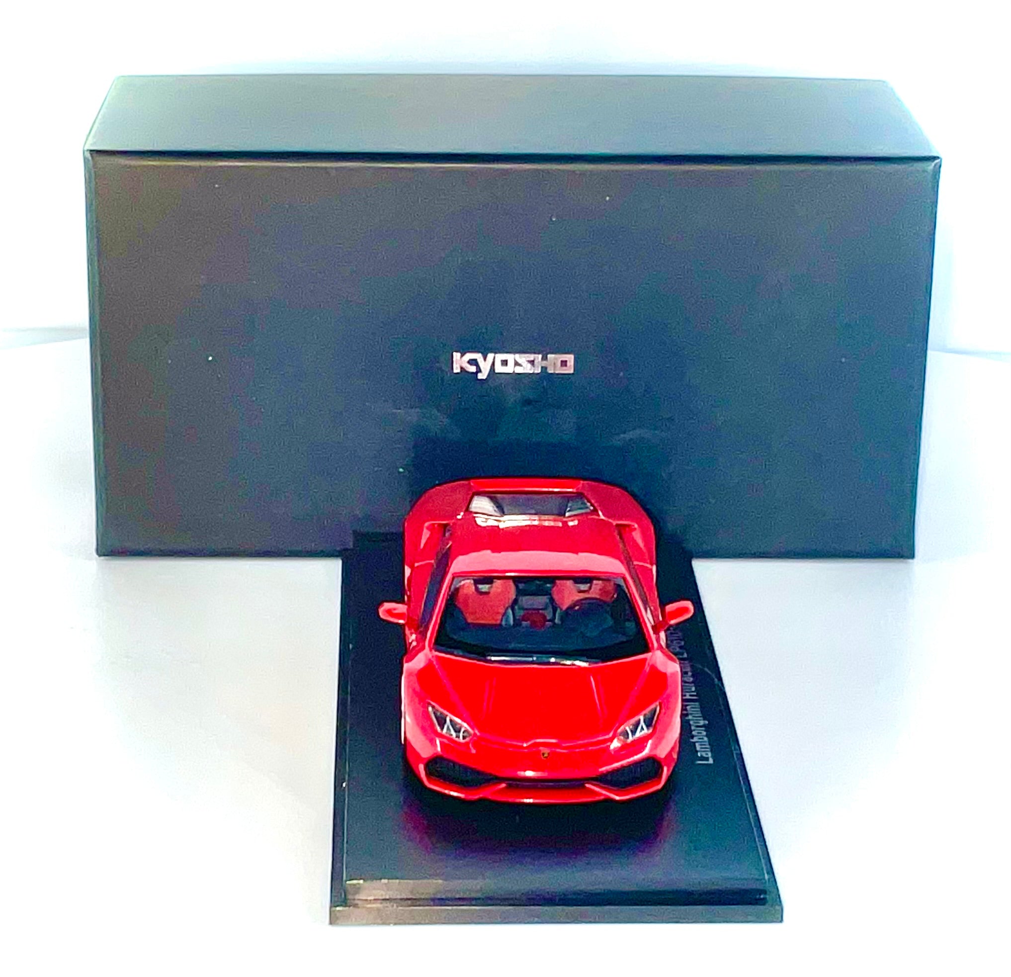 Lamborghini Huracán LP610-4 scala 1:43 – Kyosho 05600RM-vista frontale