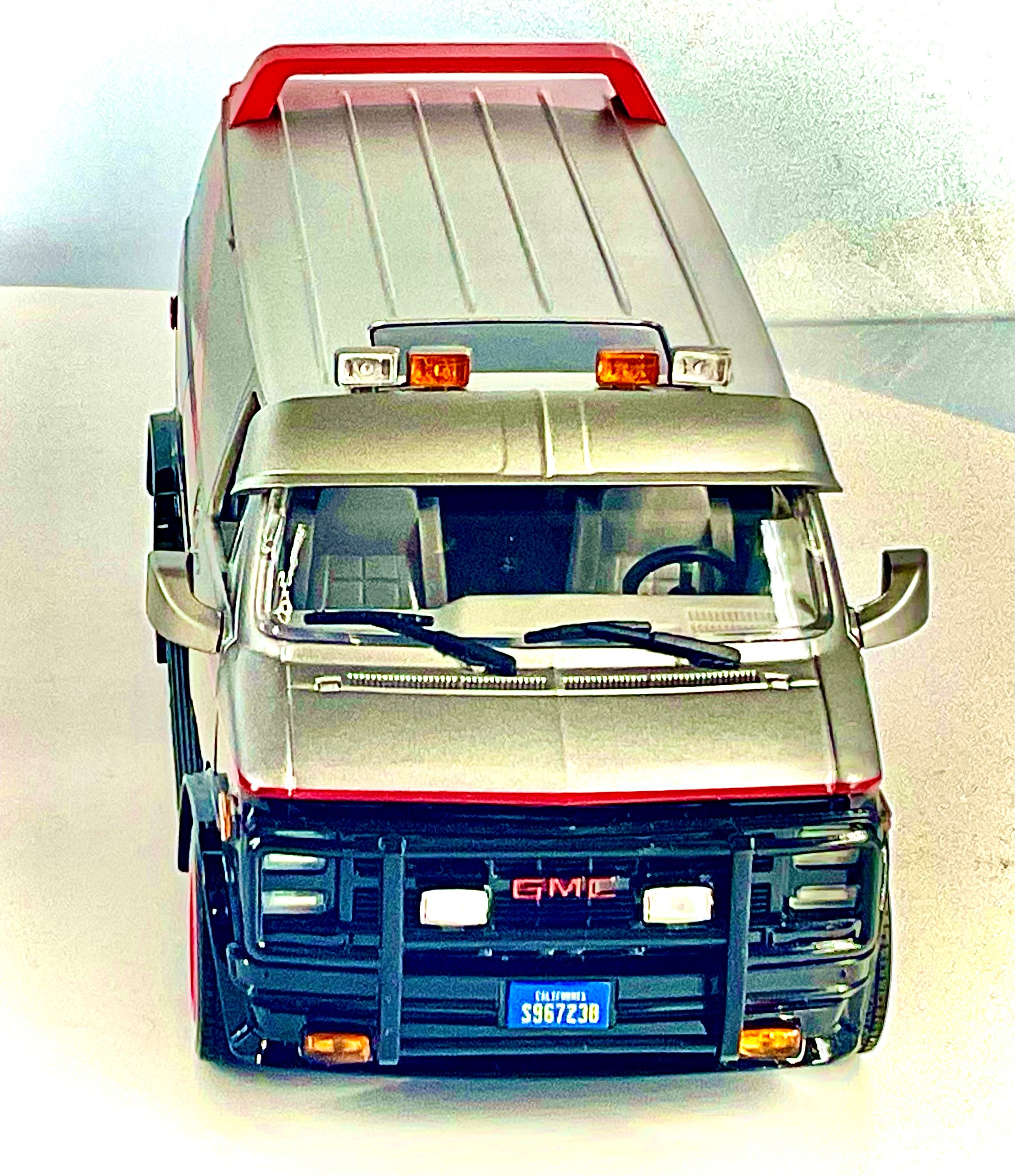 GMC VANDURA 1983 , GREENLIGHT scala 1/24