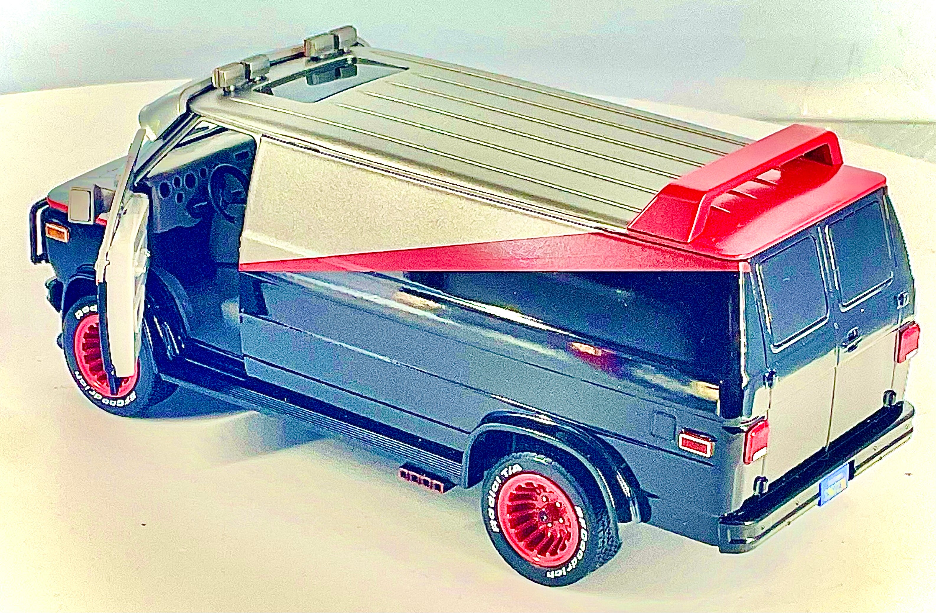 GMC VANDURA 1983 , GREENLIGHT scala 1/24