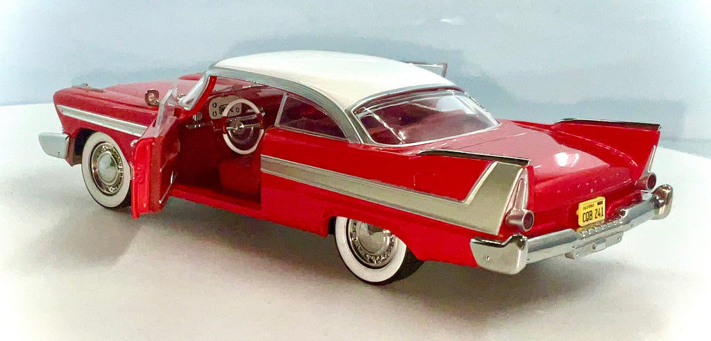 Plymouth Fury 1958 Christine scala 1:24 – Greenlight 84071-vista laterale con portiera aperta lato guida
