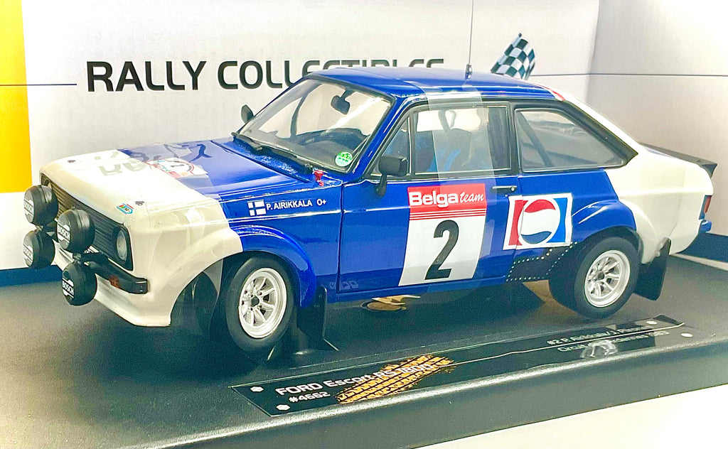 Ford Escort RS 1800 Circuit des Ardennes 1983 #2 Arikkala/Piironen scala 1:18 – Sun Star 4662 -vista 3/4 anteriore