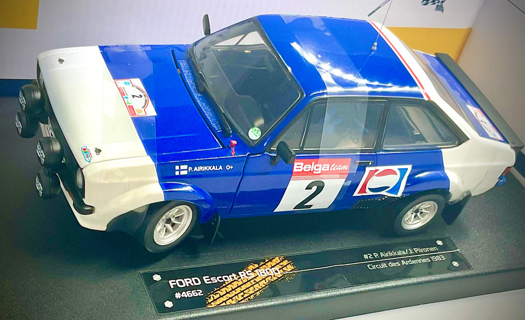 Ford Escort RS 1800 Circuit des Ardennes 1983 #2 Arikkala/Piironen scala 1:18 – Sun Star 4662 - vista dall’alto