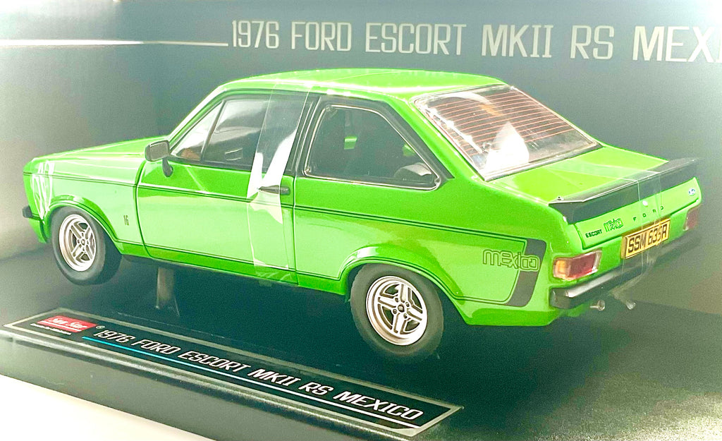 Ford Escort MkII RS Mexico 1976 Verde scala 1:18 – Sun Star 4635R - vista 3/4 posteriore