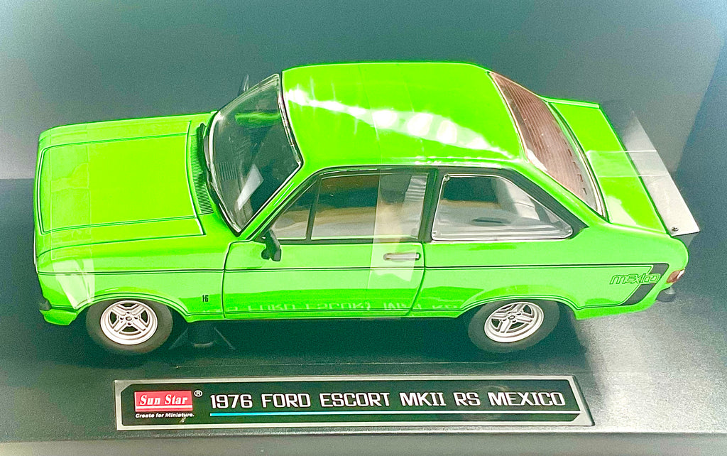 Ford Escort MkII RS Mexico 1976 Verde scala 1:18 – Sun Star 4635R - vista dall’alto