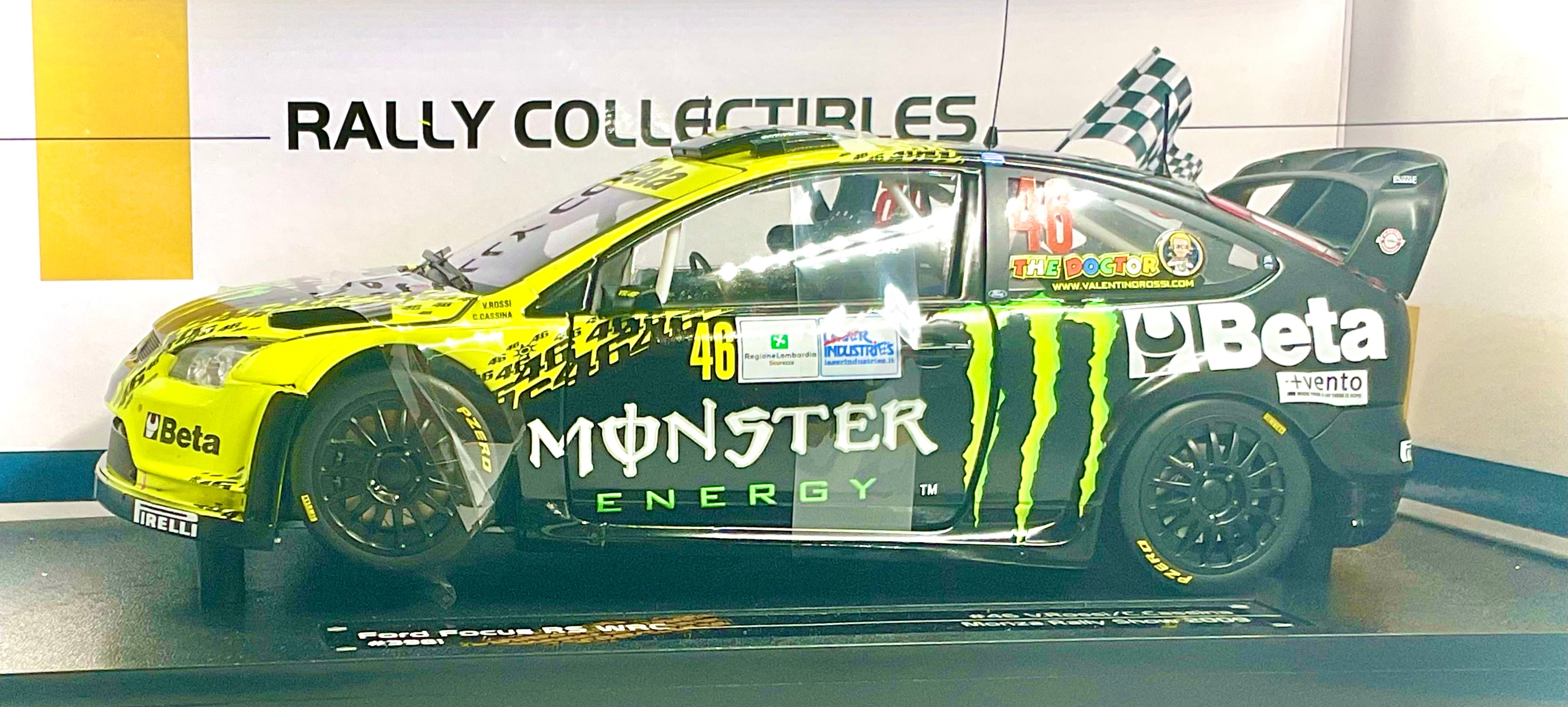 FORD FOCUR RS WRC , SUN STAR scala 1/18