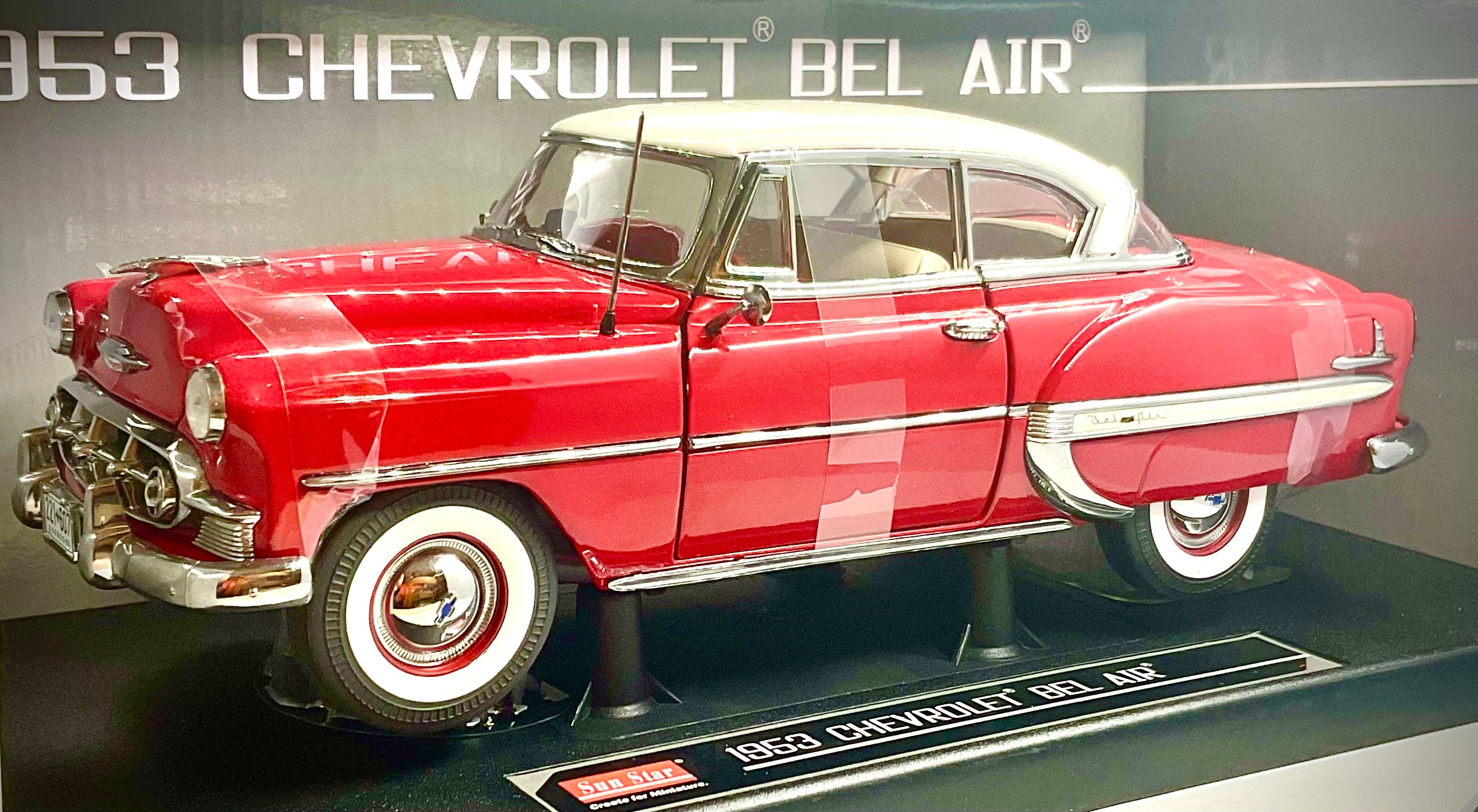 CHEVROLET BEL AIR del 1953 , SUN STAR scala 1/18