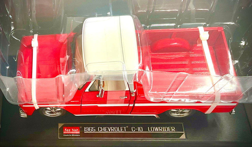 CHEVROLET C-10 LOWRIDER del 1965 , SUN STAR scala 1/18