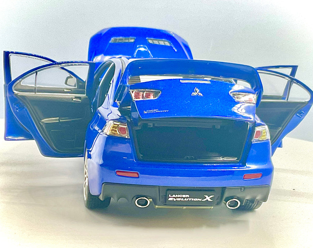 MITSUBISCHI LANCER EVOLUCION X ( LHT ) , SUN STAR scala 1/18