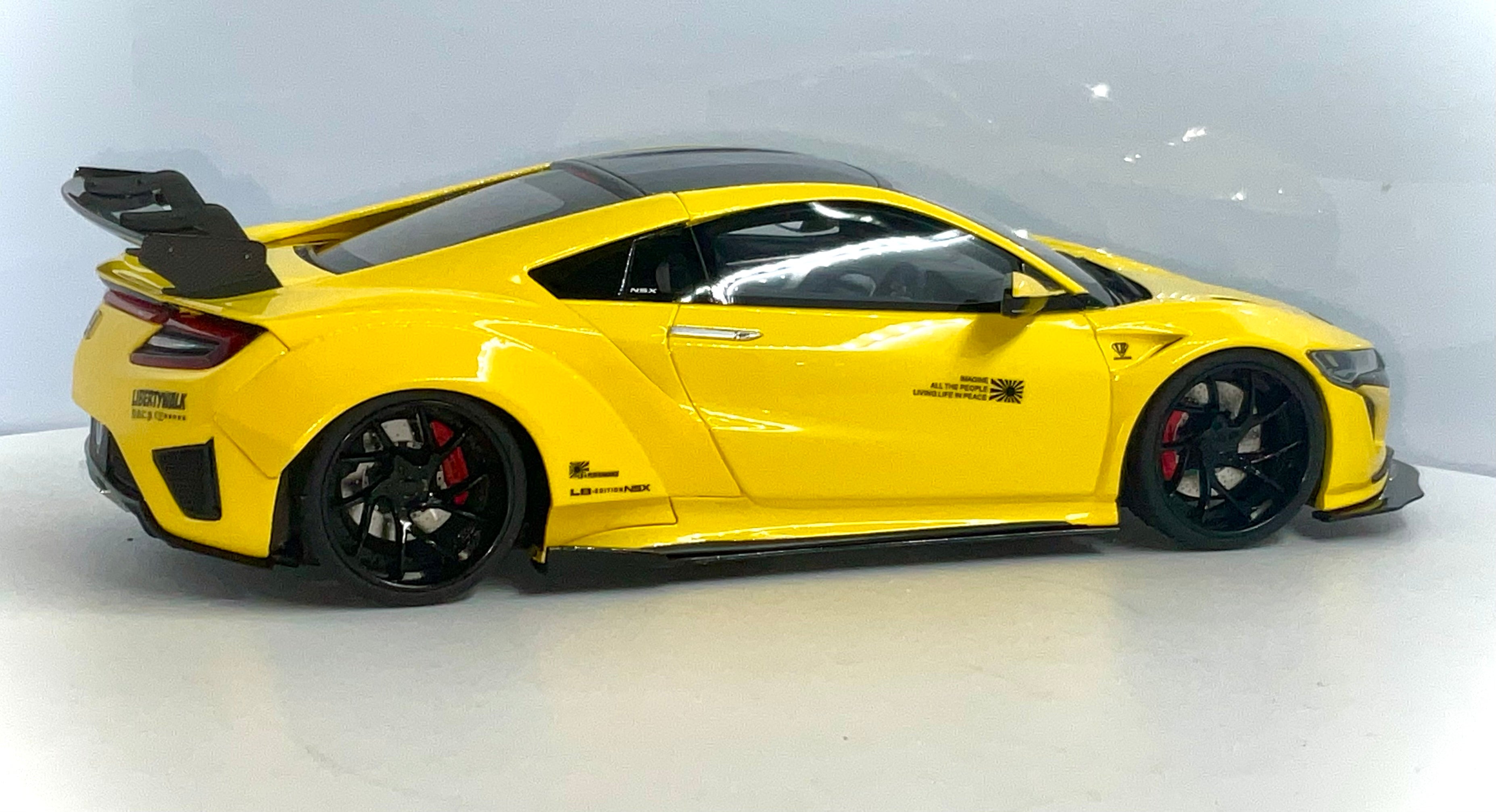 HONDA NSX , GT SPIRIT , KYOSHO scala 1/18