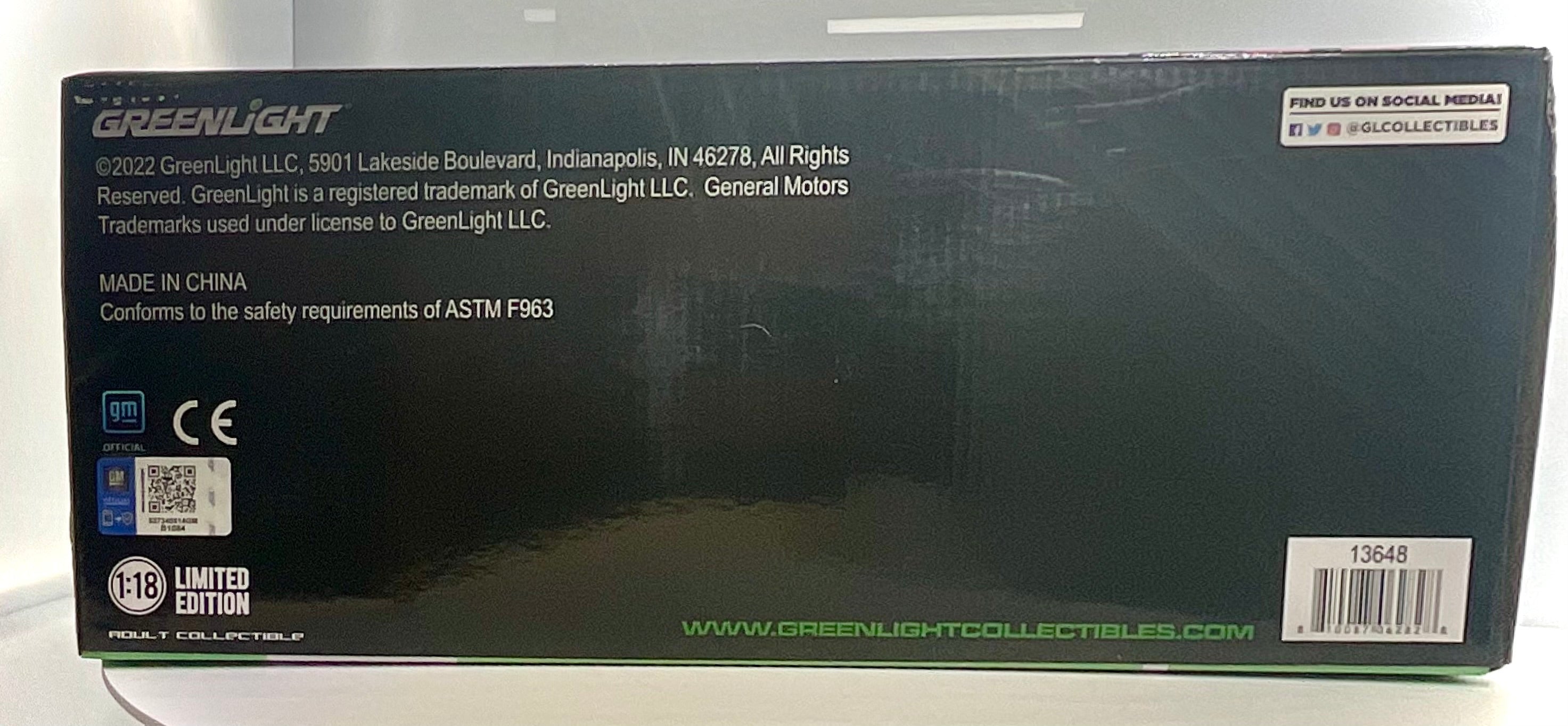 CADILLAC FLEETWOOD SERIES 60 del 1955 , GREENLIGHT scala 1/18