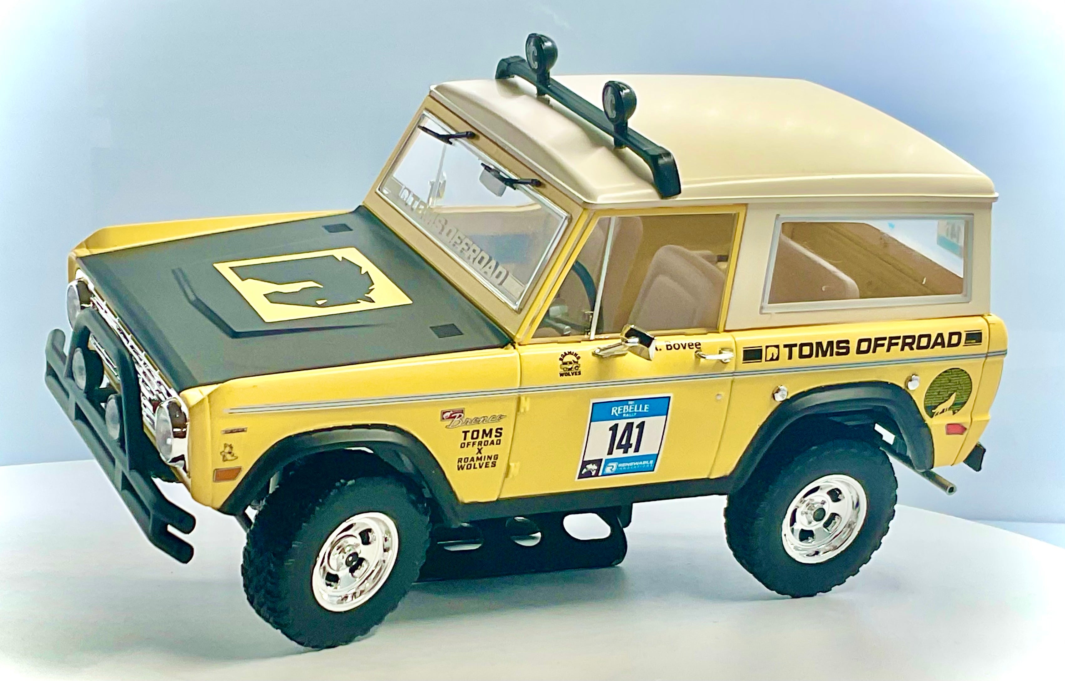 FORD BRONCO del 1969 , GREENLIGHT scala 1/18