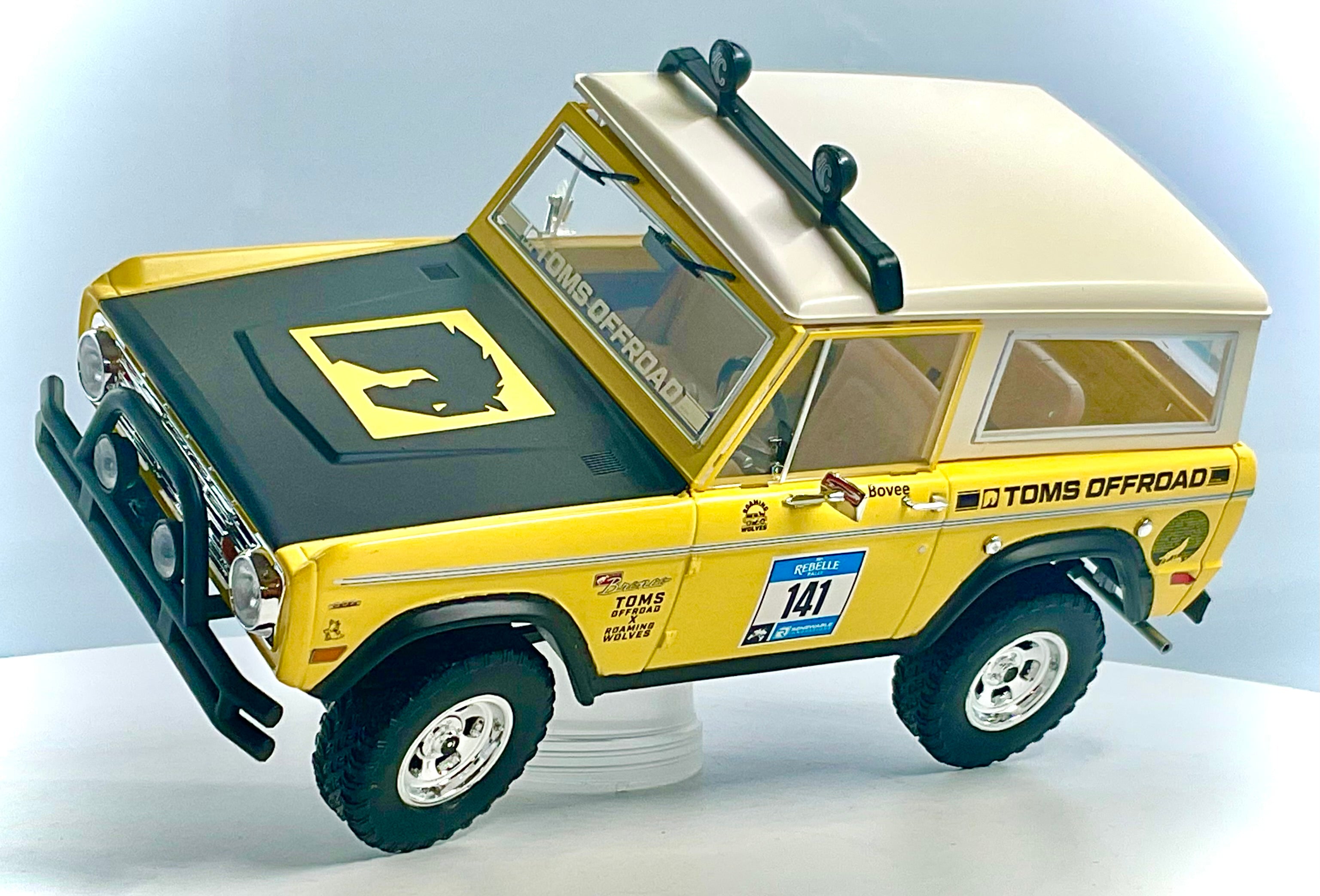 FORD BRONCO del 1969 , GREENLIGHT scala 1/18