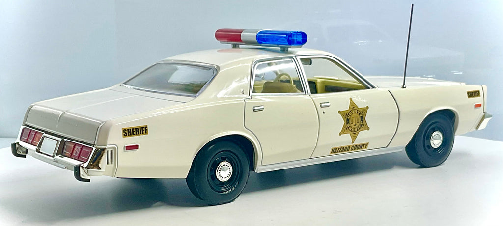 PLYMOUTH FURY del 1977 , GREENLIGHT scala 1/18