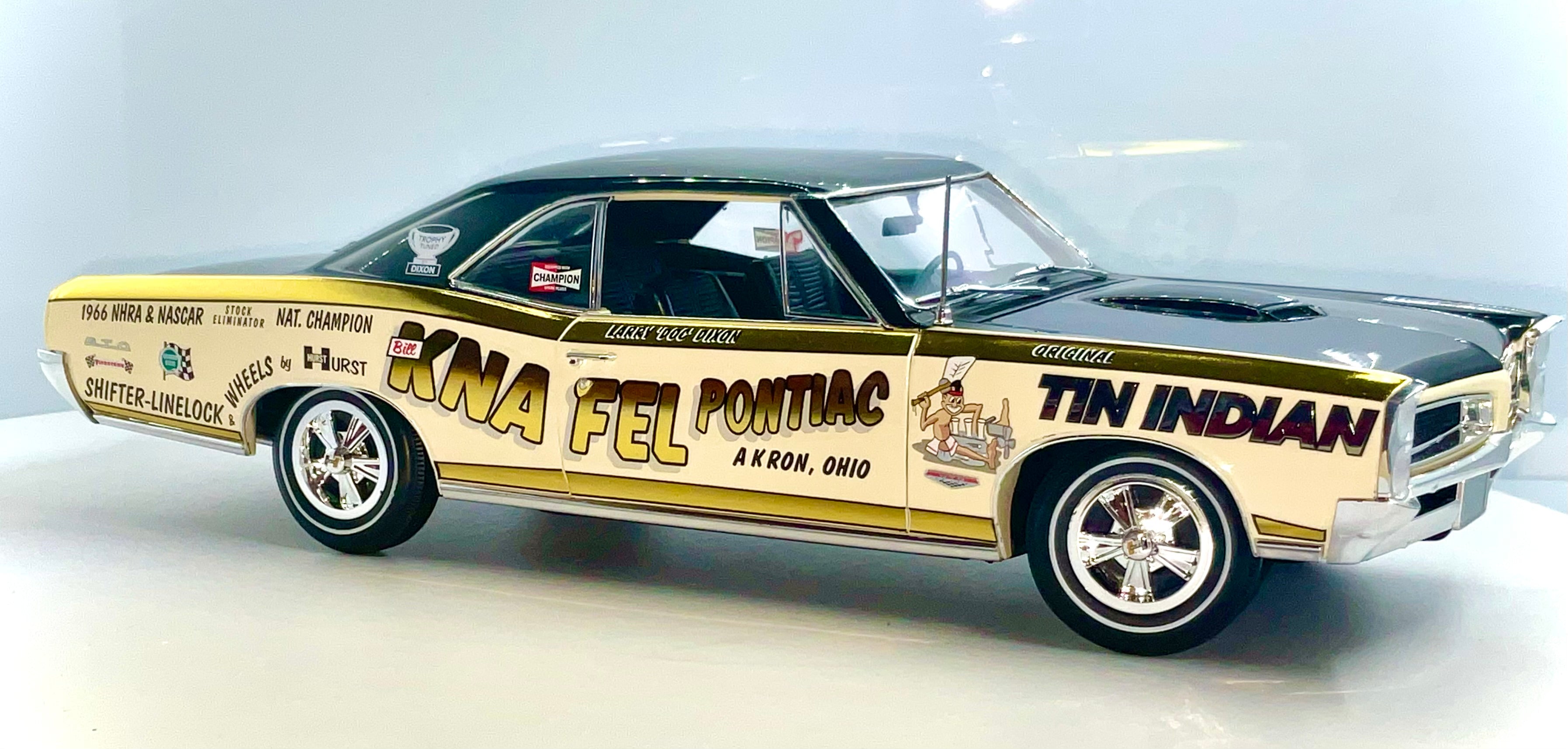 PONTIAC GTO del 1966 , HIGHWAY 61  GREENLIGHT scala 1/18