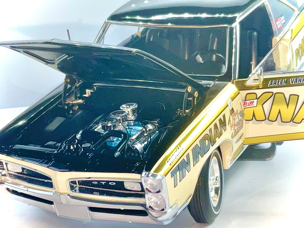 PONTIAC GTO del 1966 , HIGHWAY 61  GREENLIGHT scala 1/18