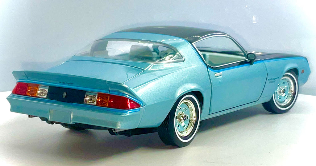 CHEVROLET CAMARO SPORT del 1978 , GREENLIGHT scala 1/18