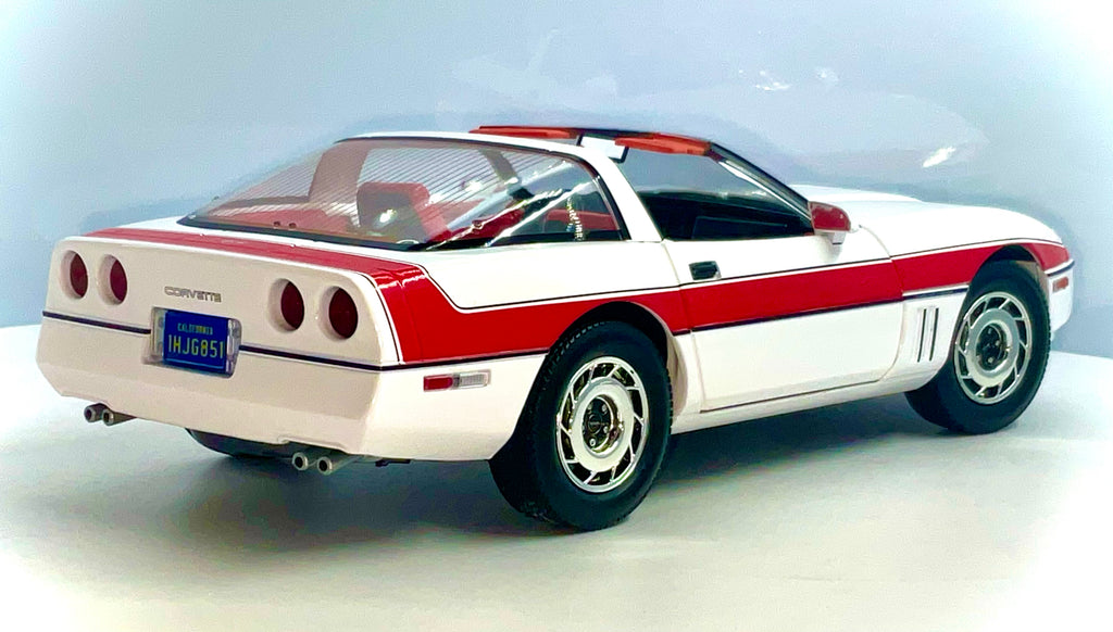 CHEVROLET CORVETTE C4 del 1984 , GREENLIGHT scala 1/18