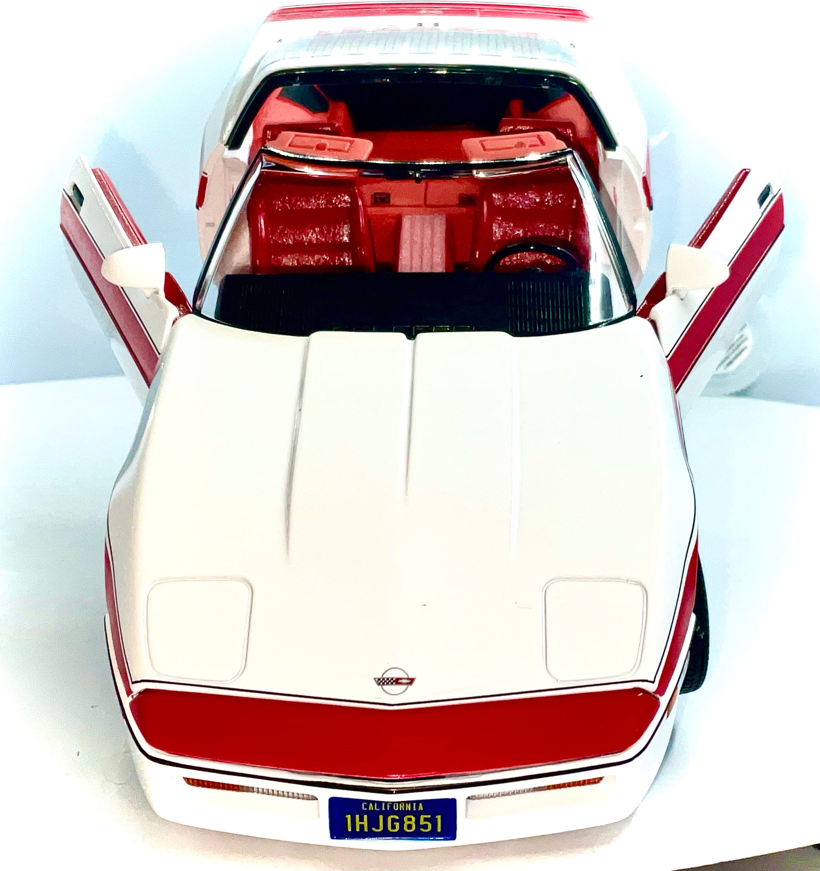 CHEVROLET CORVETTE C4 del 1984 , GREENLIGHT scala 1/18