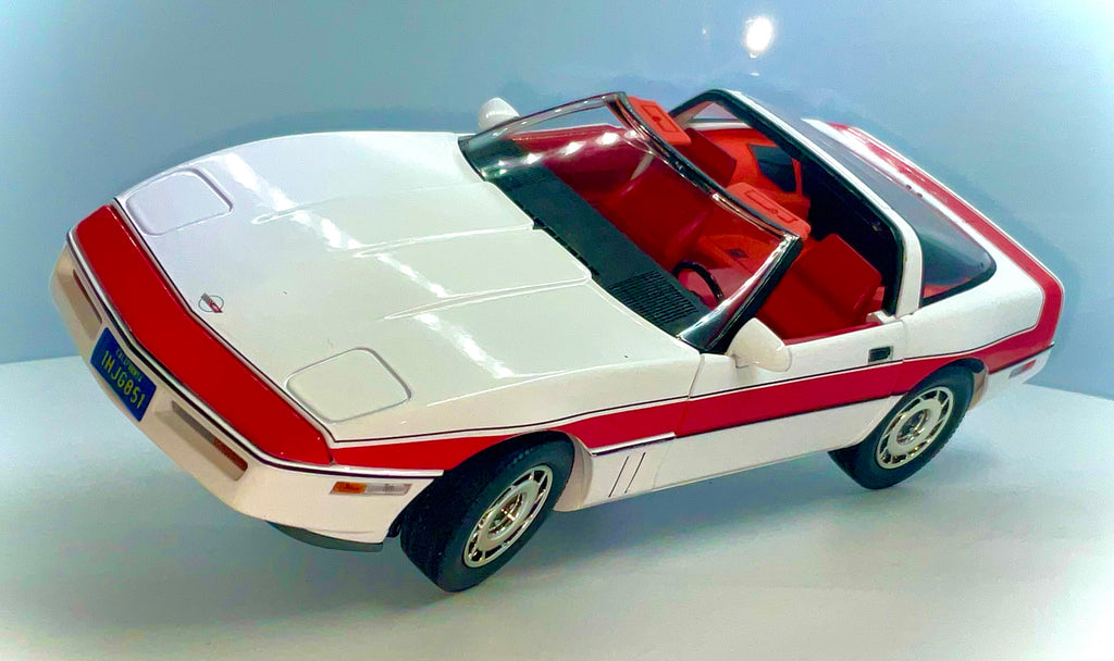 CHEVROLET CORVETTE C4 del 1984 , GREENLIGHT scala 1/18