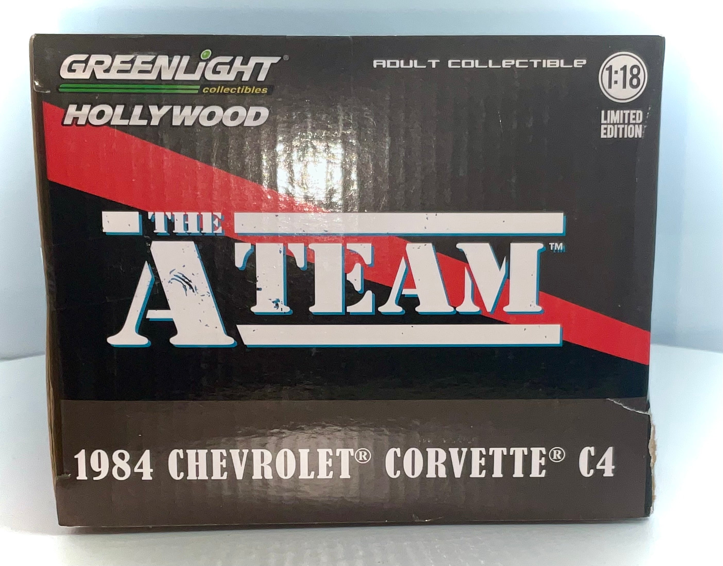 CHEVROLET CORVETTE C4 del 1984 , GREENLIGHT scala 1/18