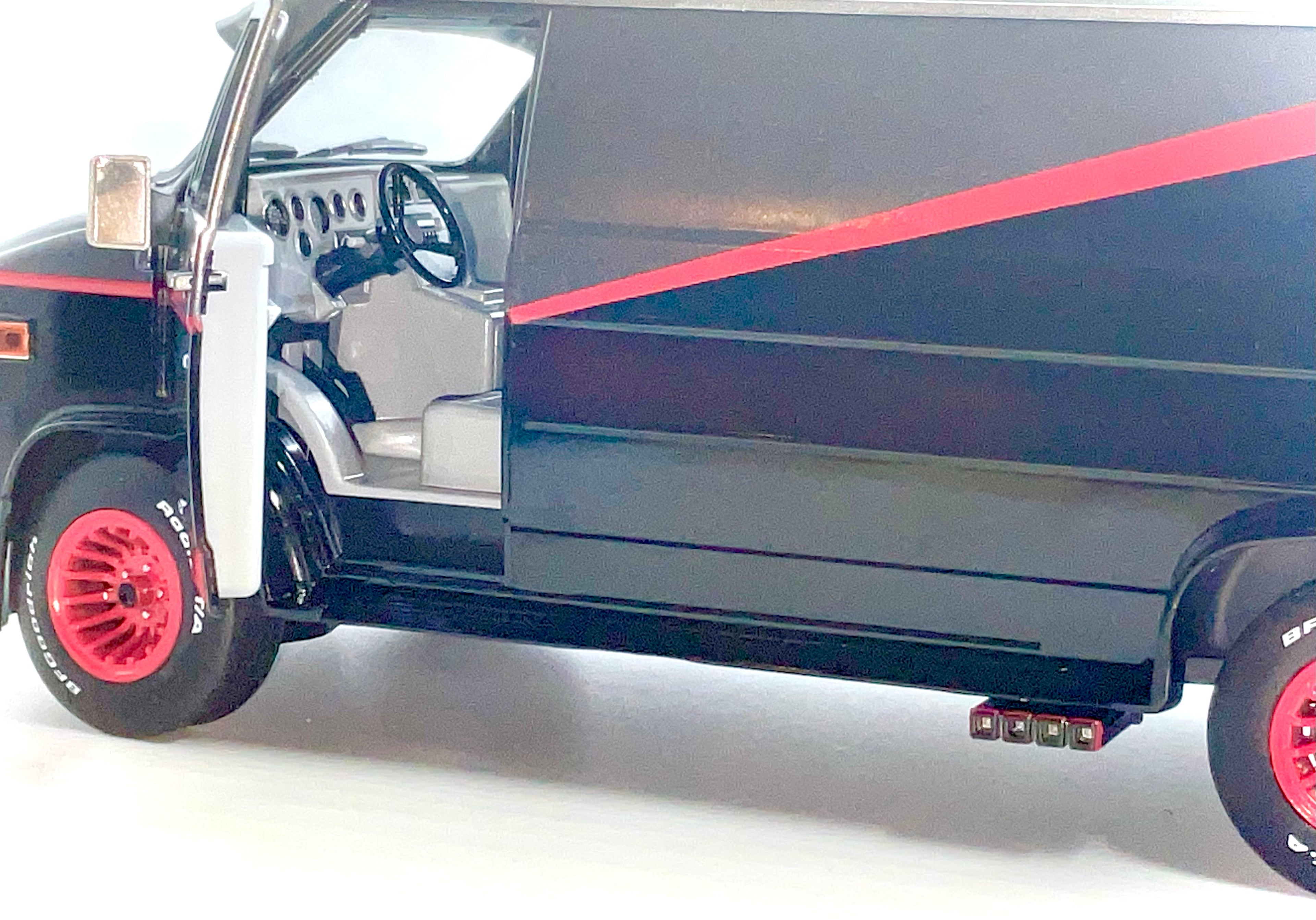 GMC VANDURA del 1983 , GREENLIGHT scala 1/18