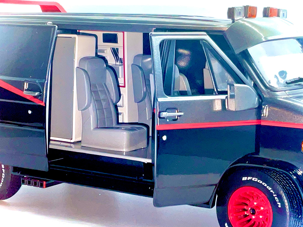 GMC VANDURA del 1983 , GREENLIGHT scala 1/18