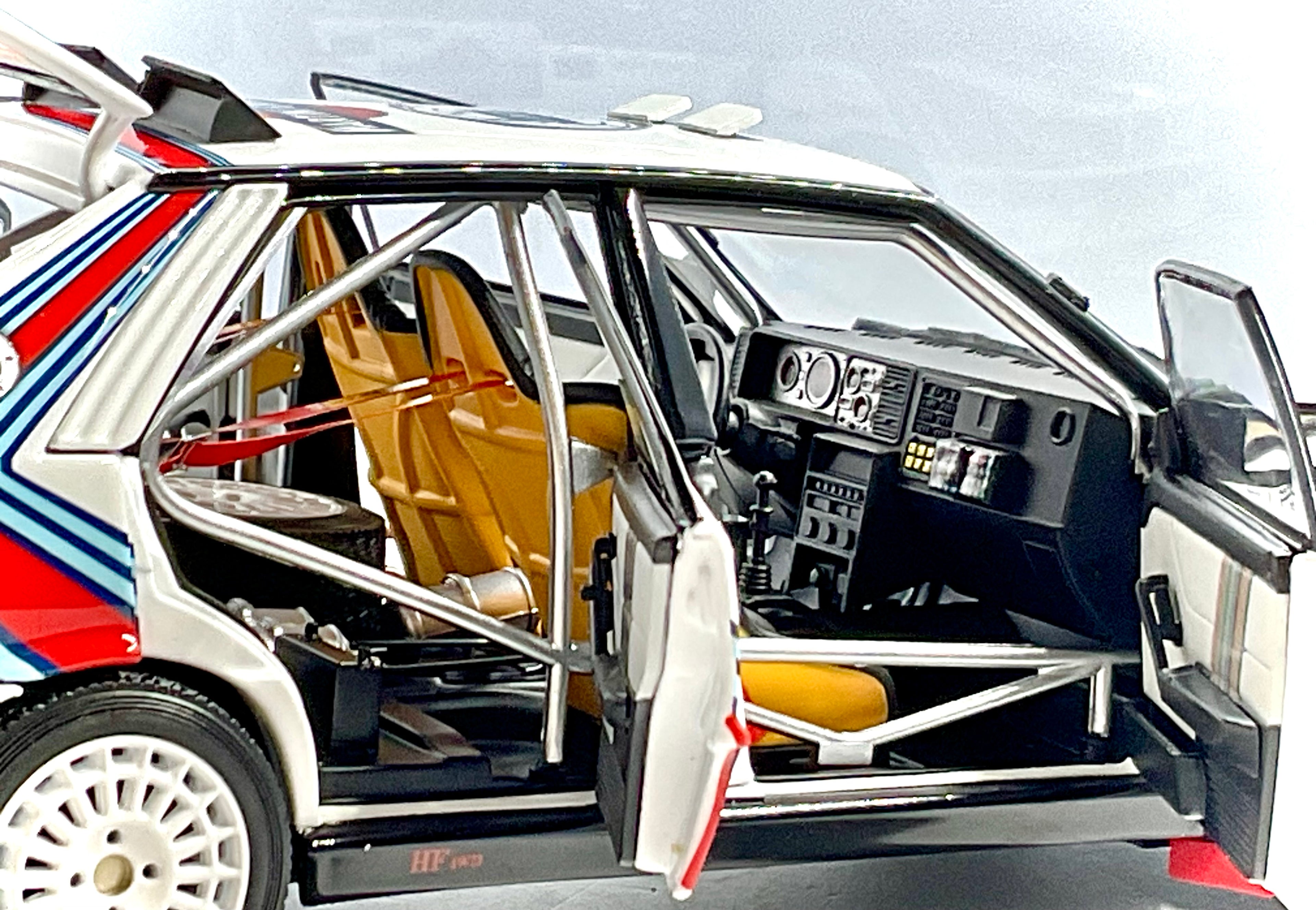 LANCIA DELTA  HF 4WD del 1987 , KYOSHO scala 1/18