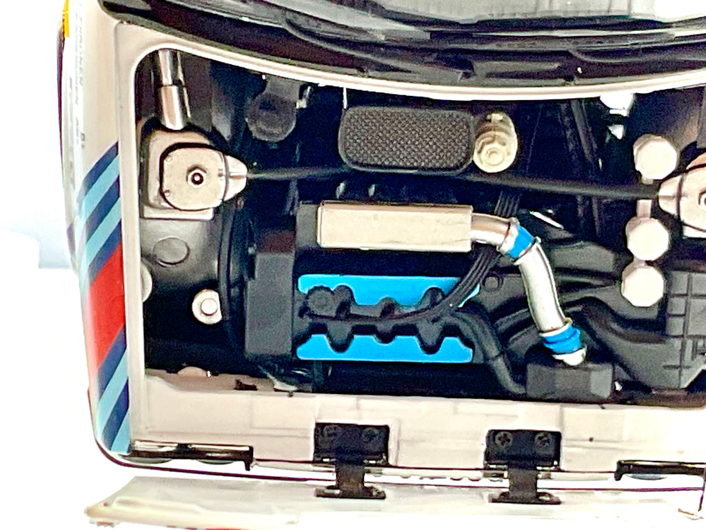 LANCIA DELTA  HF 4WD del 1987 , KYOSHO scala 1/18