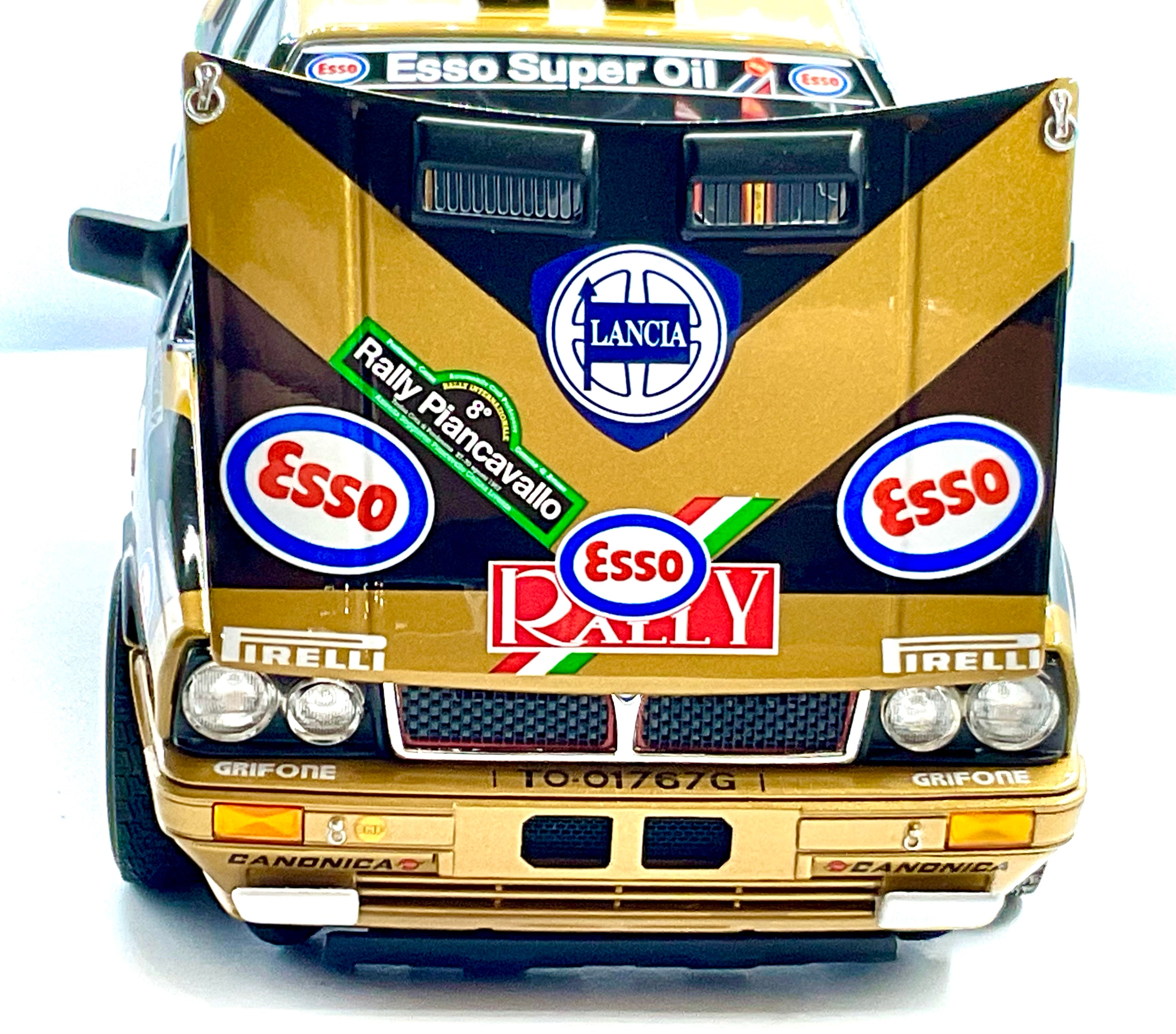 LANCIA DELTA HF4WD del 1987 , KYOSHO scala 1/18