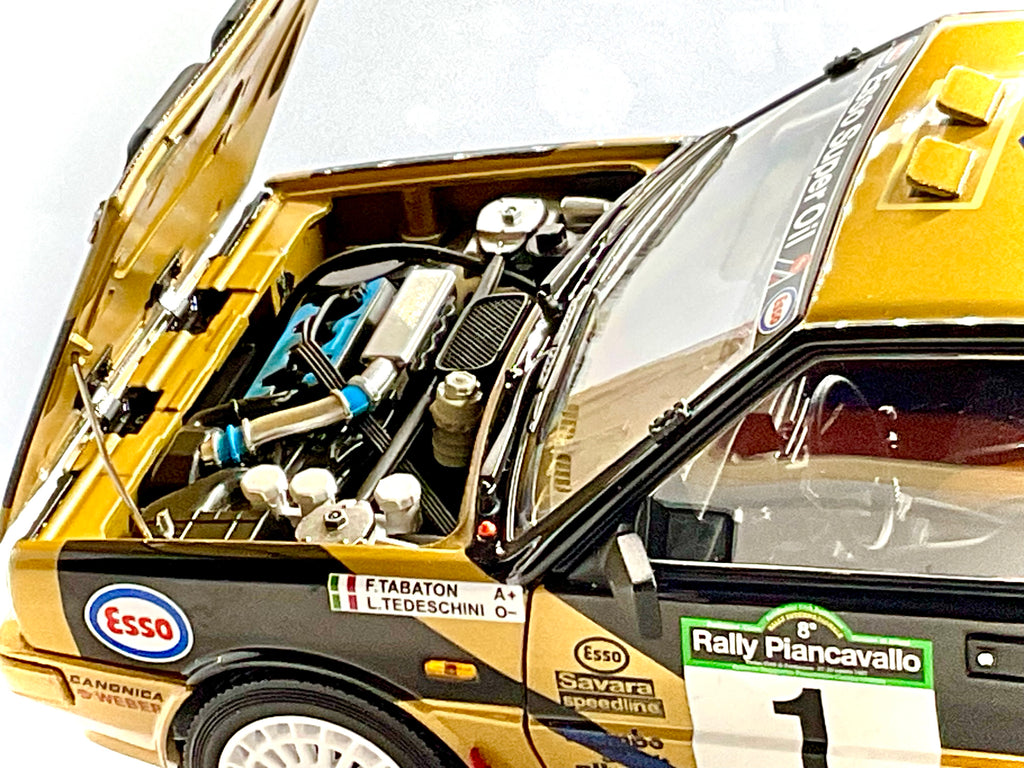 LANCIA DELTA HF4WD del 1987 , KYOSHO scala 1/18