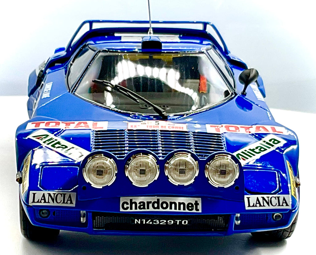 LANCIA STRATOS HF del 1976 , KYOSHO scala 1/18