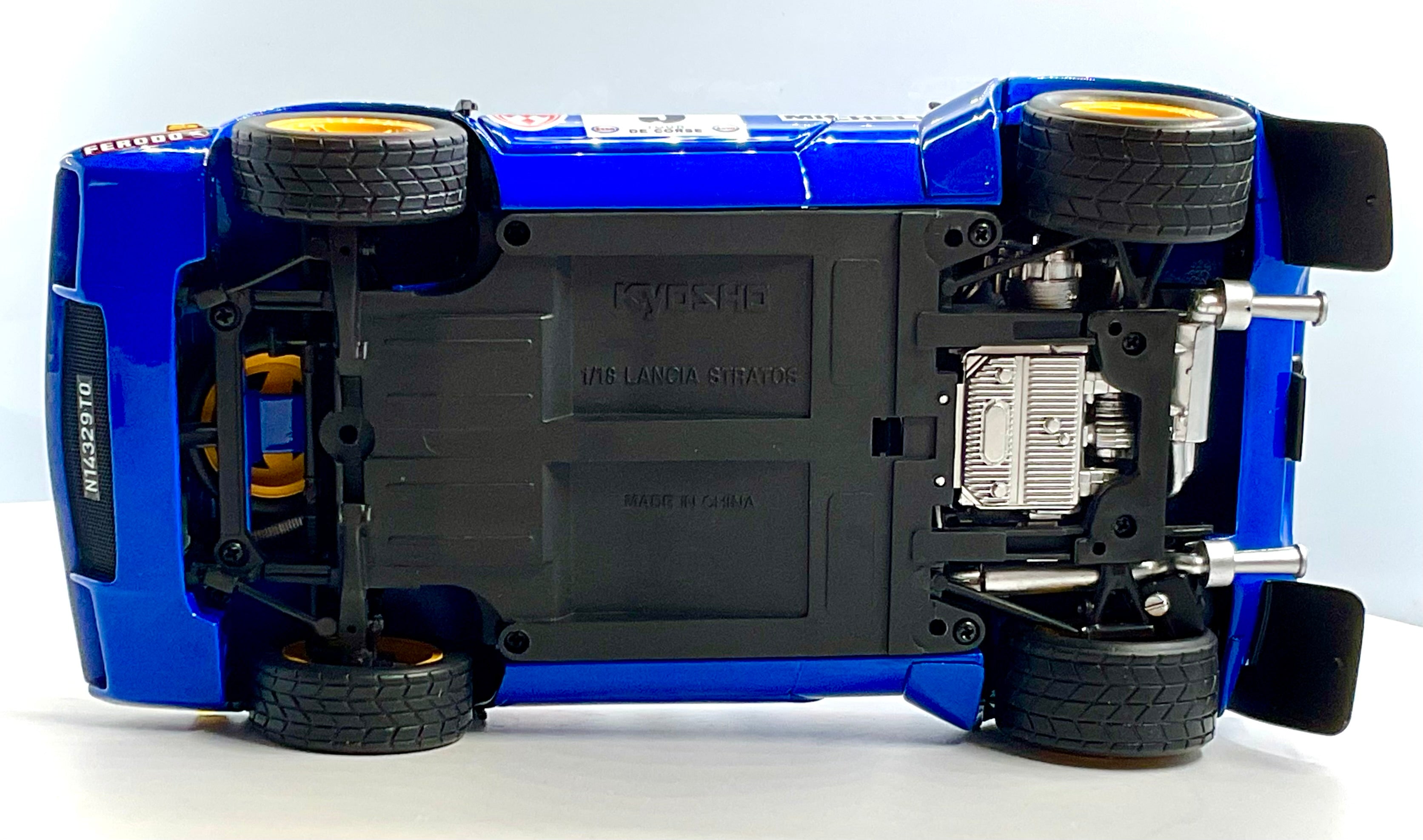 LANCIA STRATOS HF del 1976 , KYOSHO scala 1/18