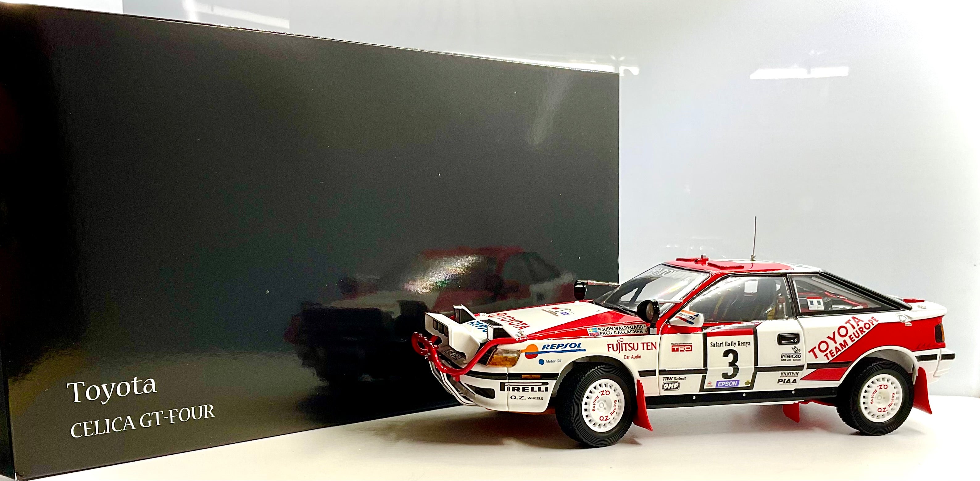 TOYOTA CELICA GT-FOUR del 1990 , KYOSHO scala 1/18