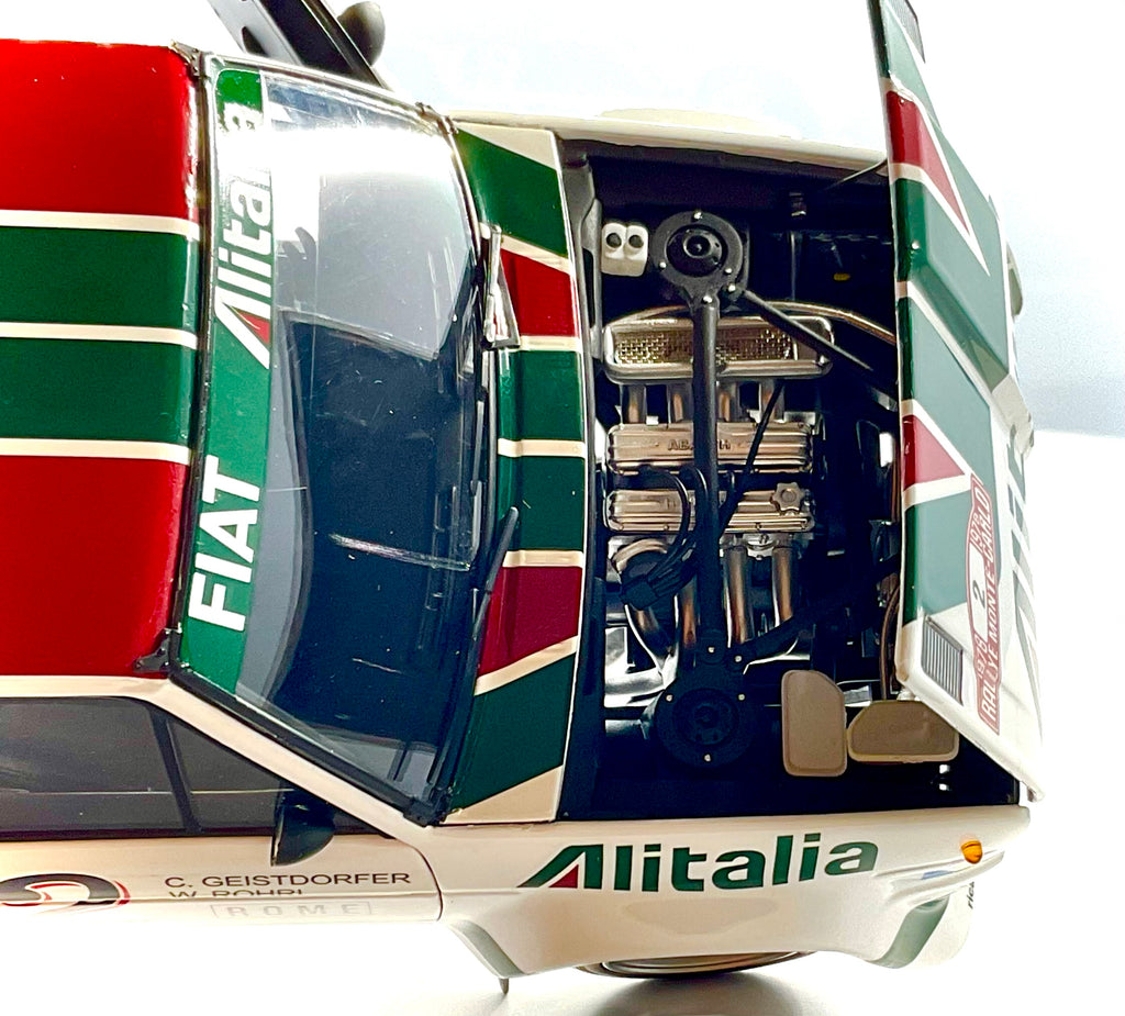 FIAT 131 ABARTH del 1976 , KYOSHO scala 1/18