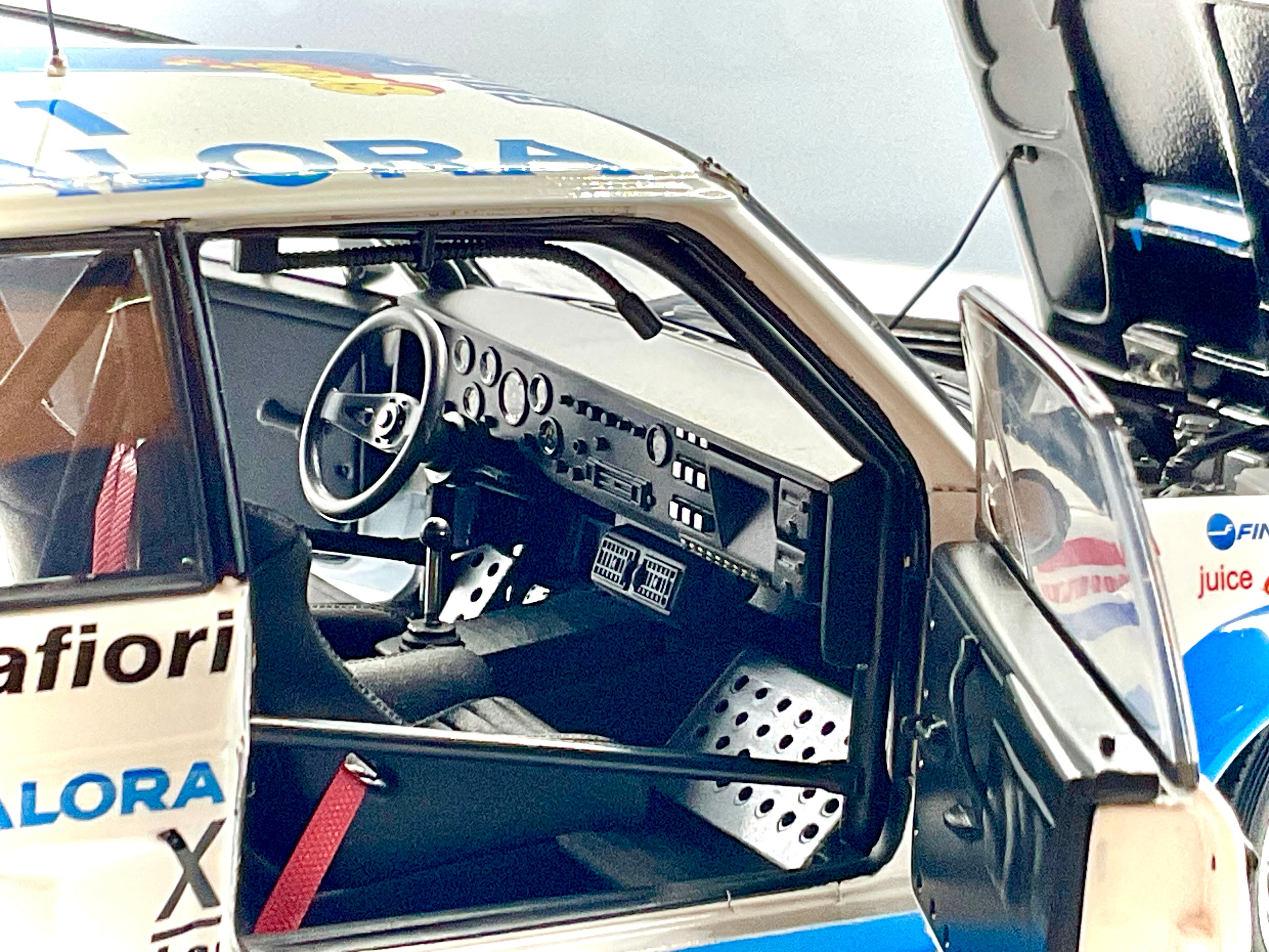 FIAT 131 ABART del 1980 , KYOSHO scala 1/18