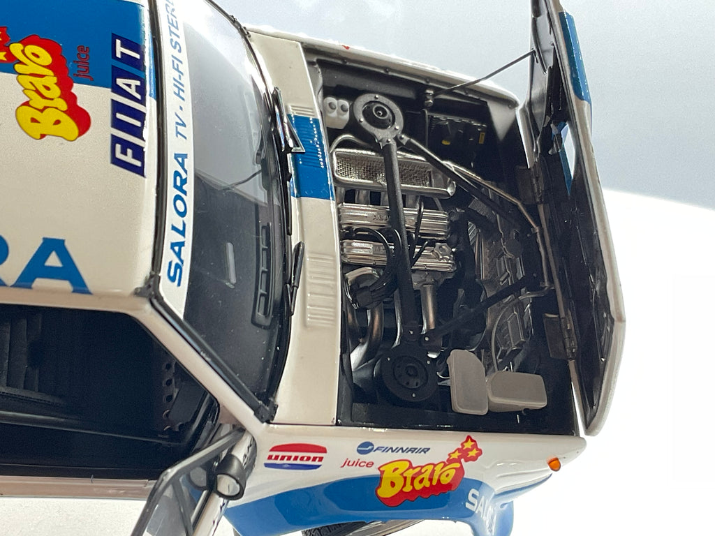 FIAT 131 ABART del 1980 , KYOSHO scala 1/18