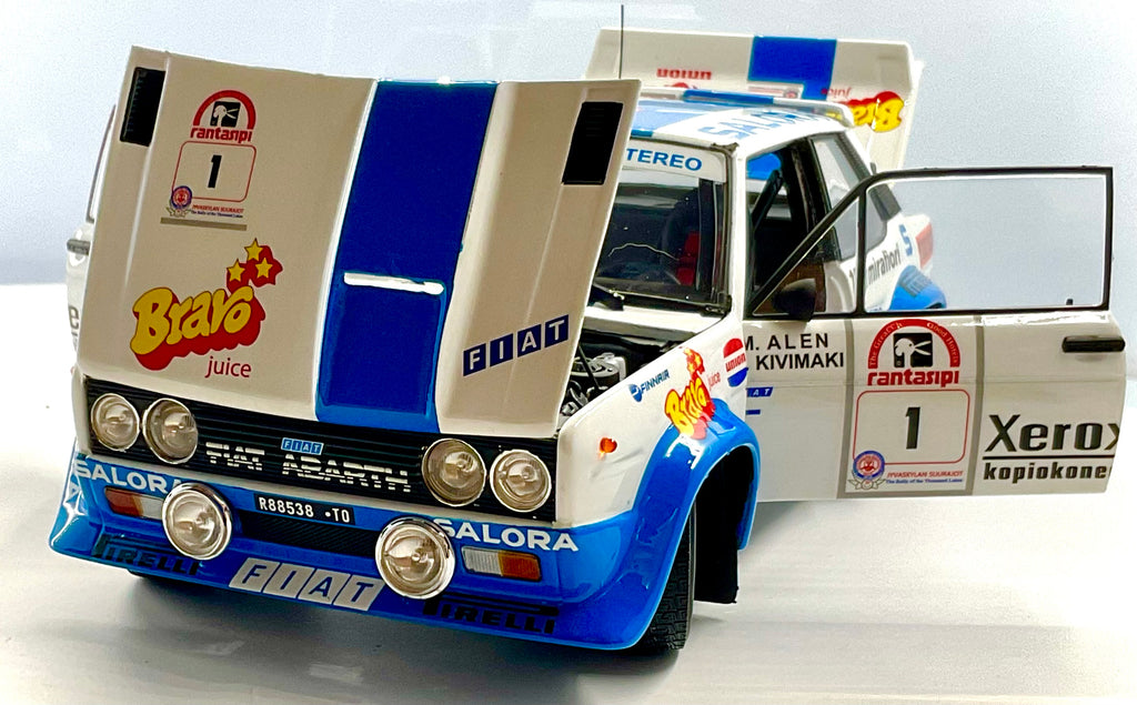 FIAT 131 ABART del 1980 , KYOSHO scala 1/18