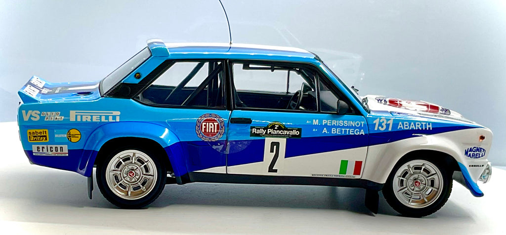 FIAT 131 ABARTH del 1981 , KYOSHO scala 1/18