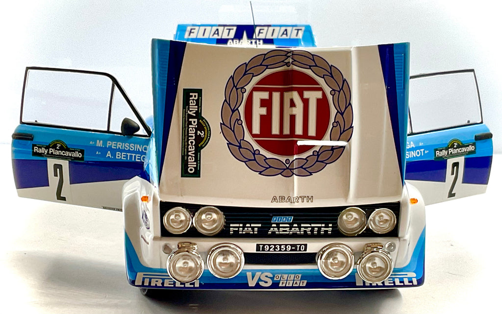 FIAT 131 ABARTH del 1981 , KYOSHO scala 1/18