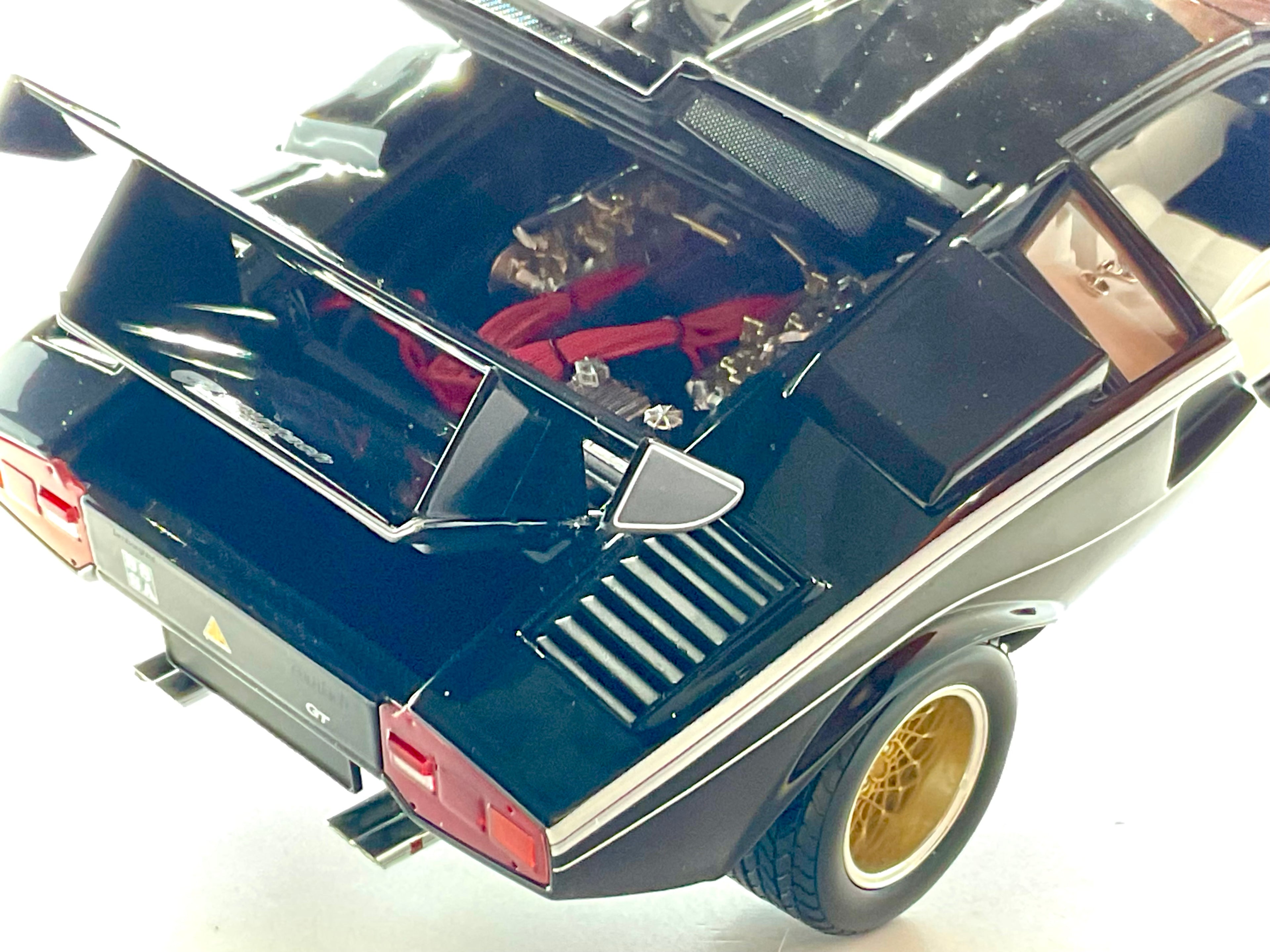LAMBORGHINI COUNTACH LP500R , KYOSHO scala 1/18