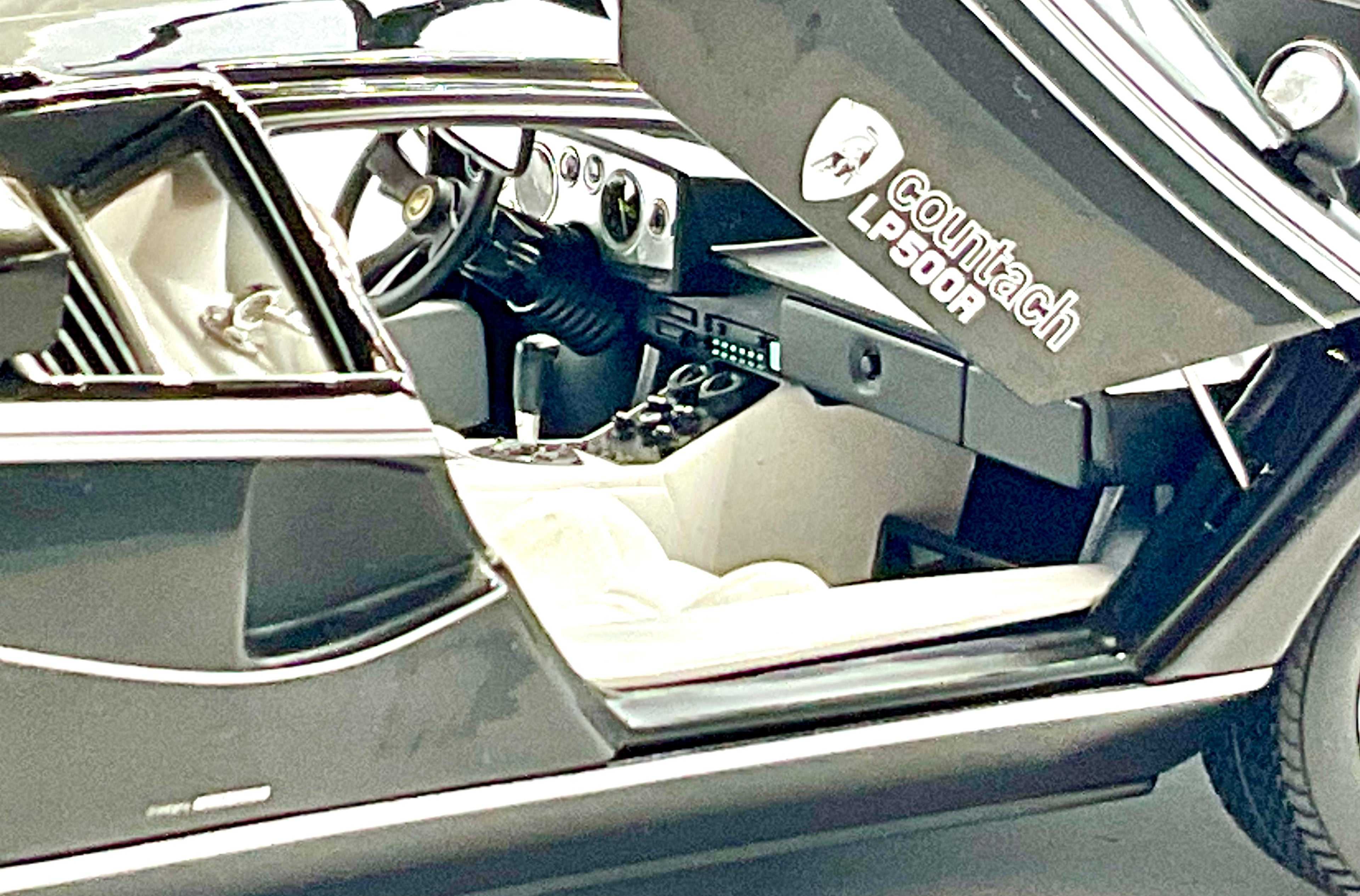 LAMBORGHINI COUNTACH LP500R , KYOSHO scala 1/18