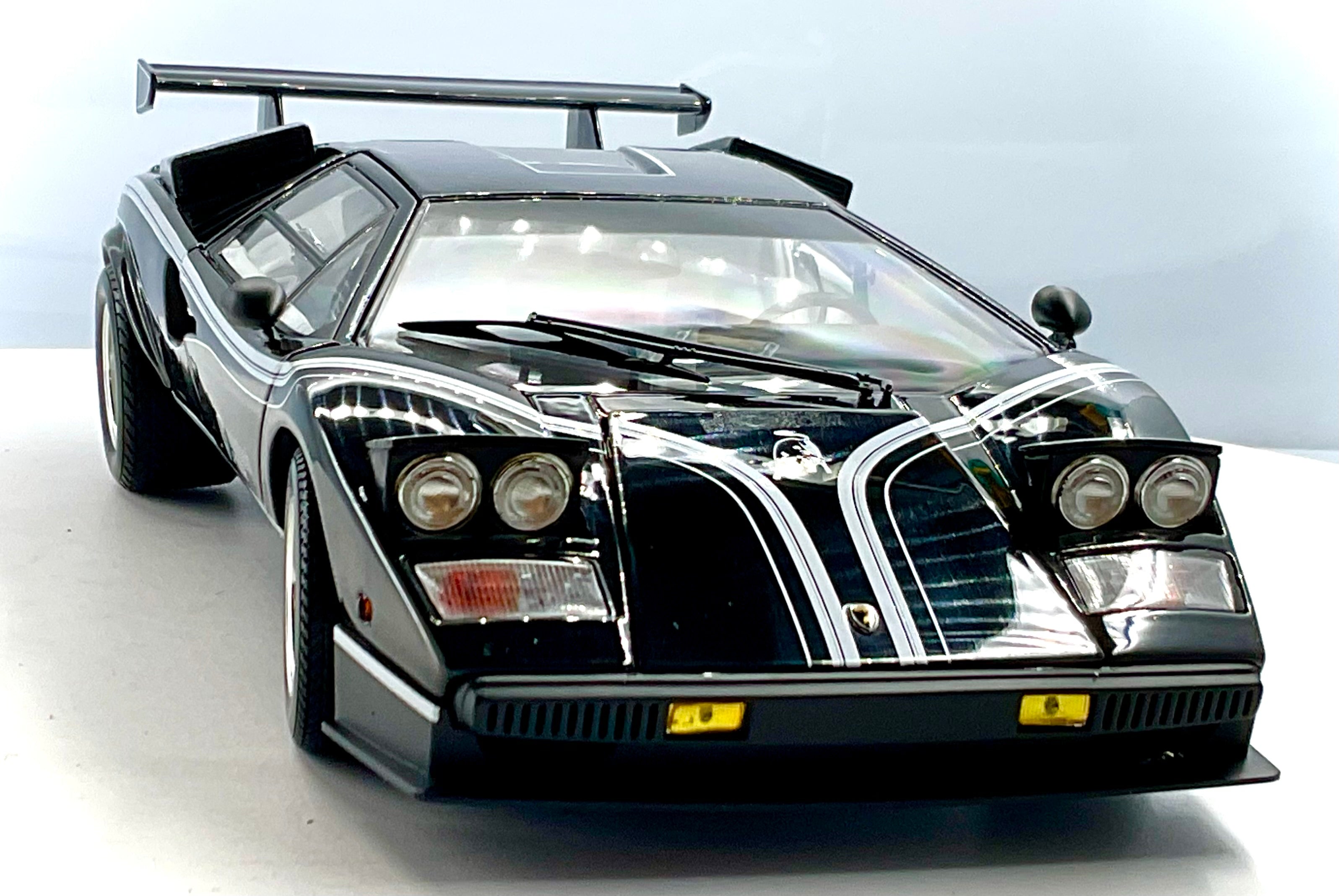 LAMBORGHINI COUNTACH LP500R , KYOSHO scala 1/18