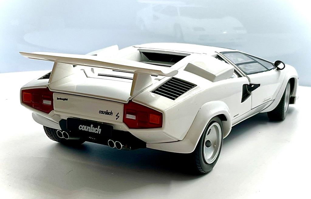 LAMBORGHINI COUNTACH LP400S , KYOSHO scala 1/18