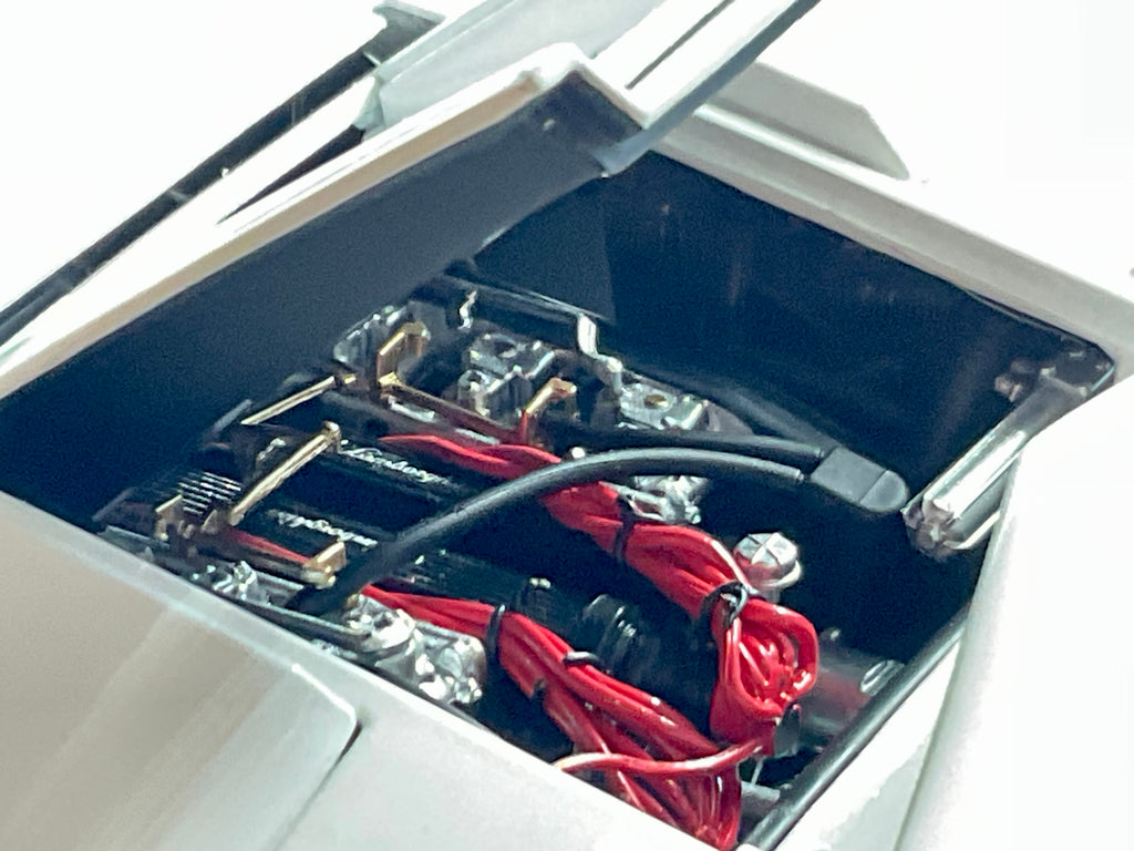 LAMBORGHINI COUNTACH LP400S , KYOSHO scala 1/18