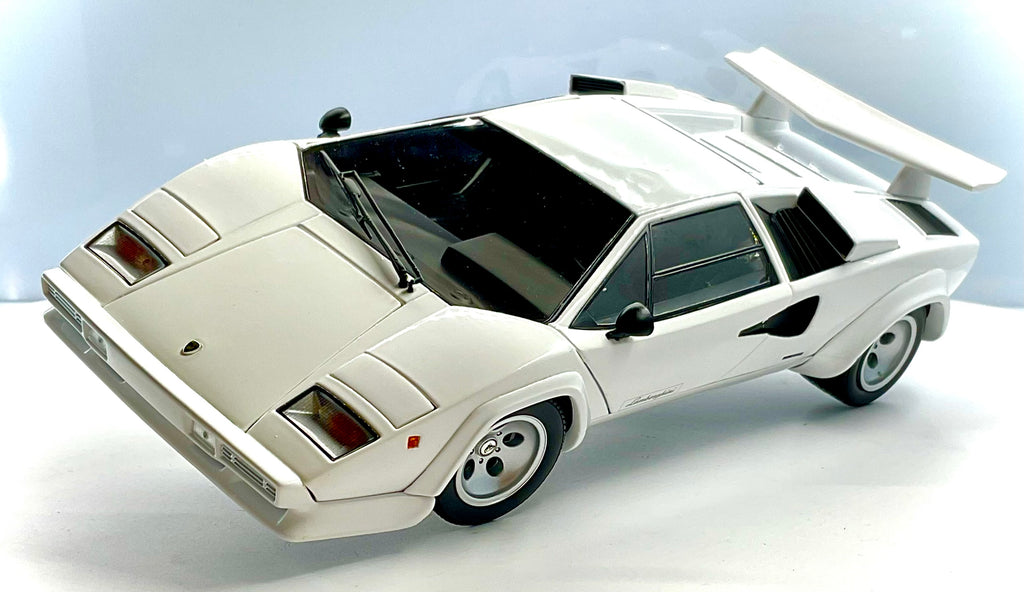 LAMBORGHINI COUNTACH LP400S , KYOSHO scala 1/18