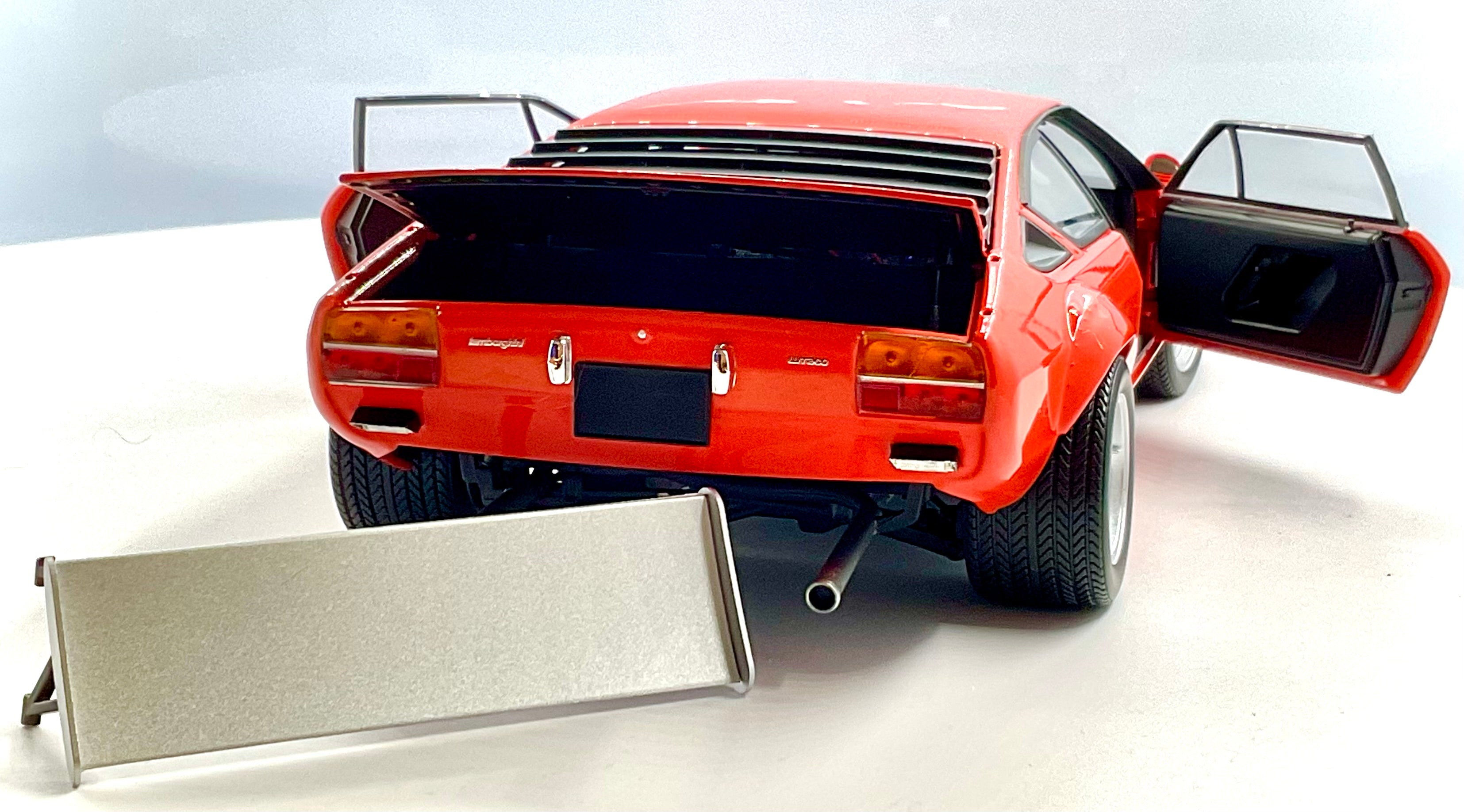 LAMBORGHINI URRACO RALLY , KYOSHO scala 1/18