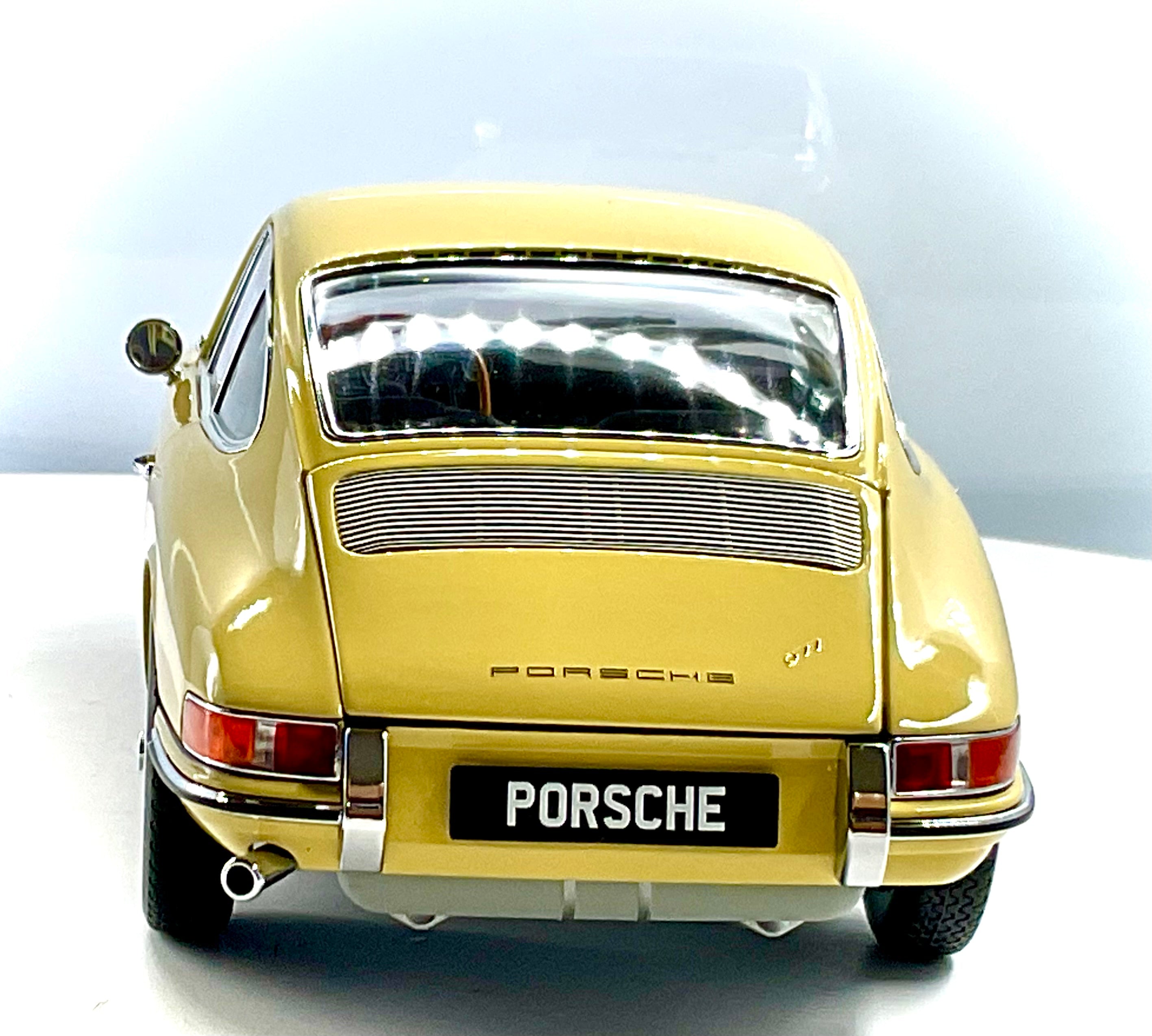 PORSCHE 911 , KYOSHO scala 1/18