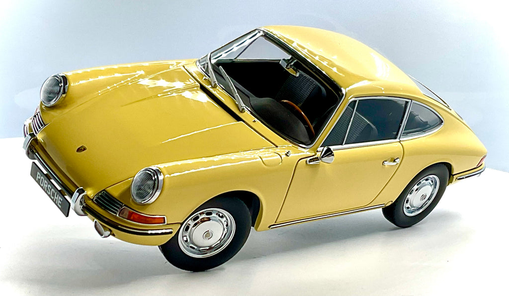 PORSCHE 911 , KYOSHO scala 1/18