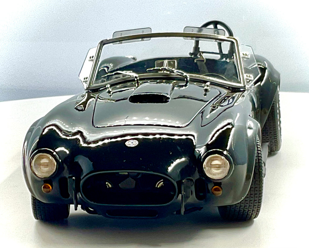 SHELBY COBRA 427S/C , KYOSHO scala 1/18